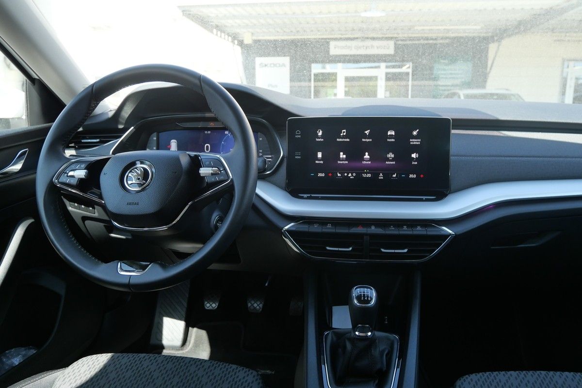 Škoda Octavia, 2.0 TDI 110kW Style Combi - fotka 6