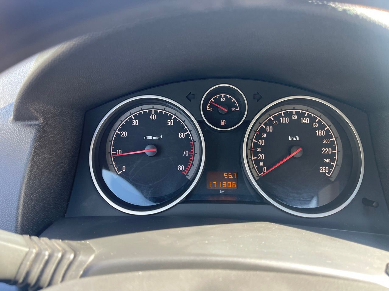 Opel Astra, 1.4 Benzin - fotka 3