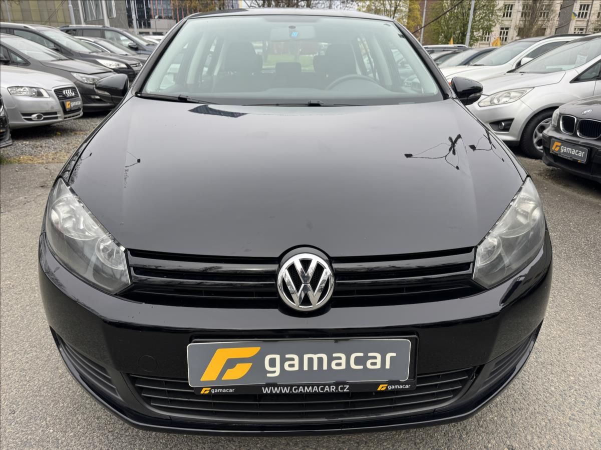 Volkswagen Golf, 1,6 KRASNÝ STAV+NOVÉ ROZVODY !