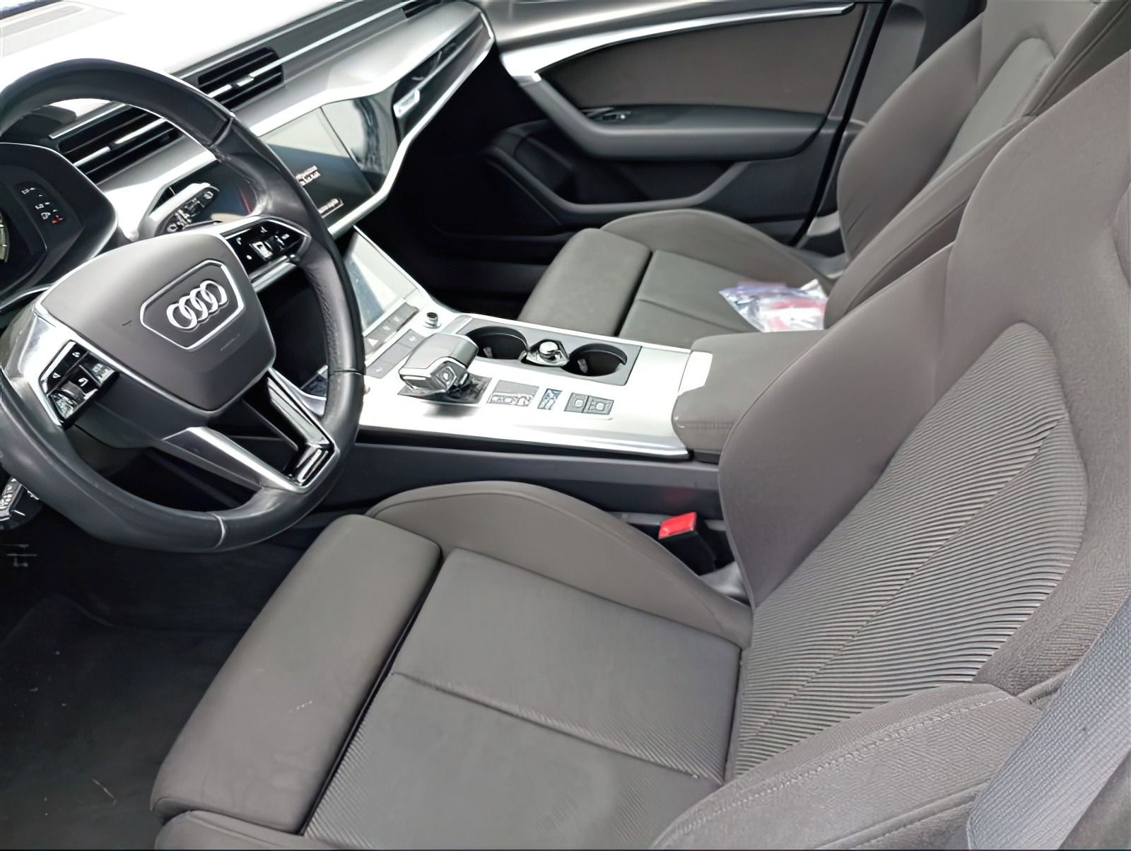 Audi A6, Avant 2.0TDI Sport Virtual - fotka 3