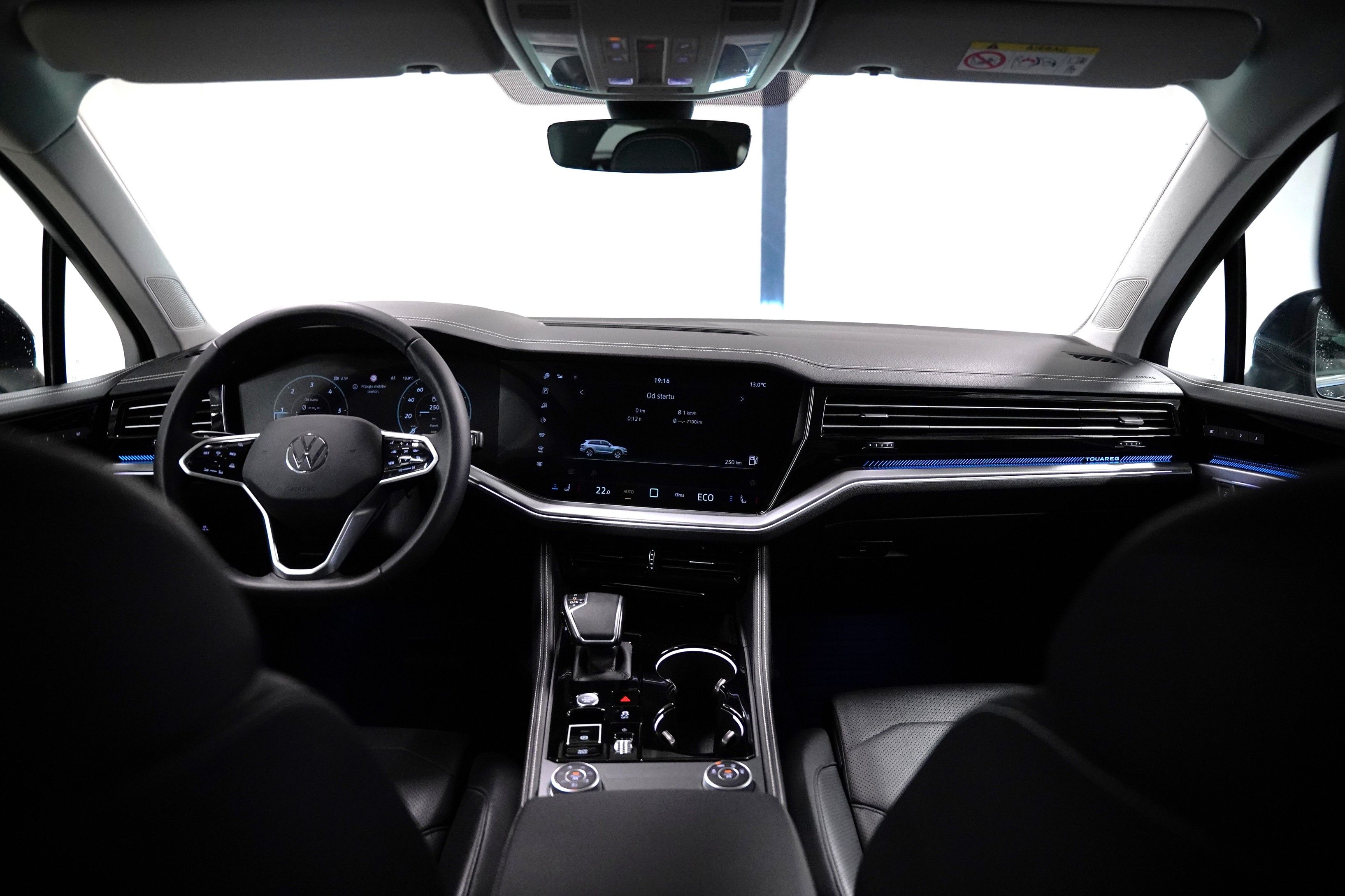 Volkswagen Touareg, 3.0 TDi 210kW Elegance Tiptron - fotka 5