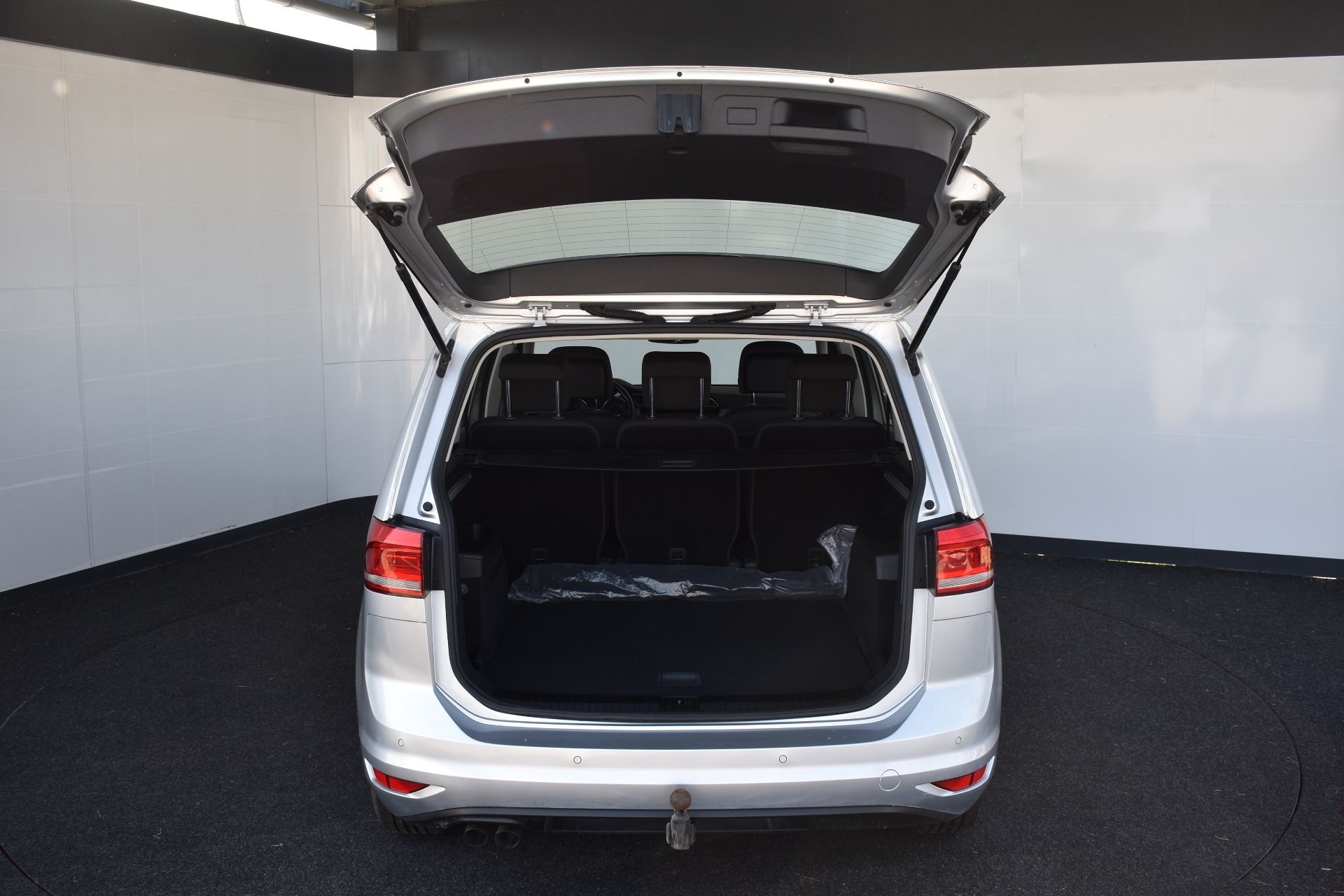 Volkswagen Touran, 2.0TDI 110kW DSG - fotka 6