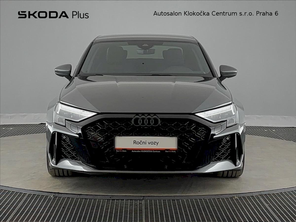 Audi RS3, 2.5 TFSI294 kW Quattro 7DSG - fotka 4