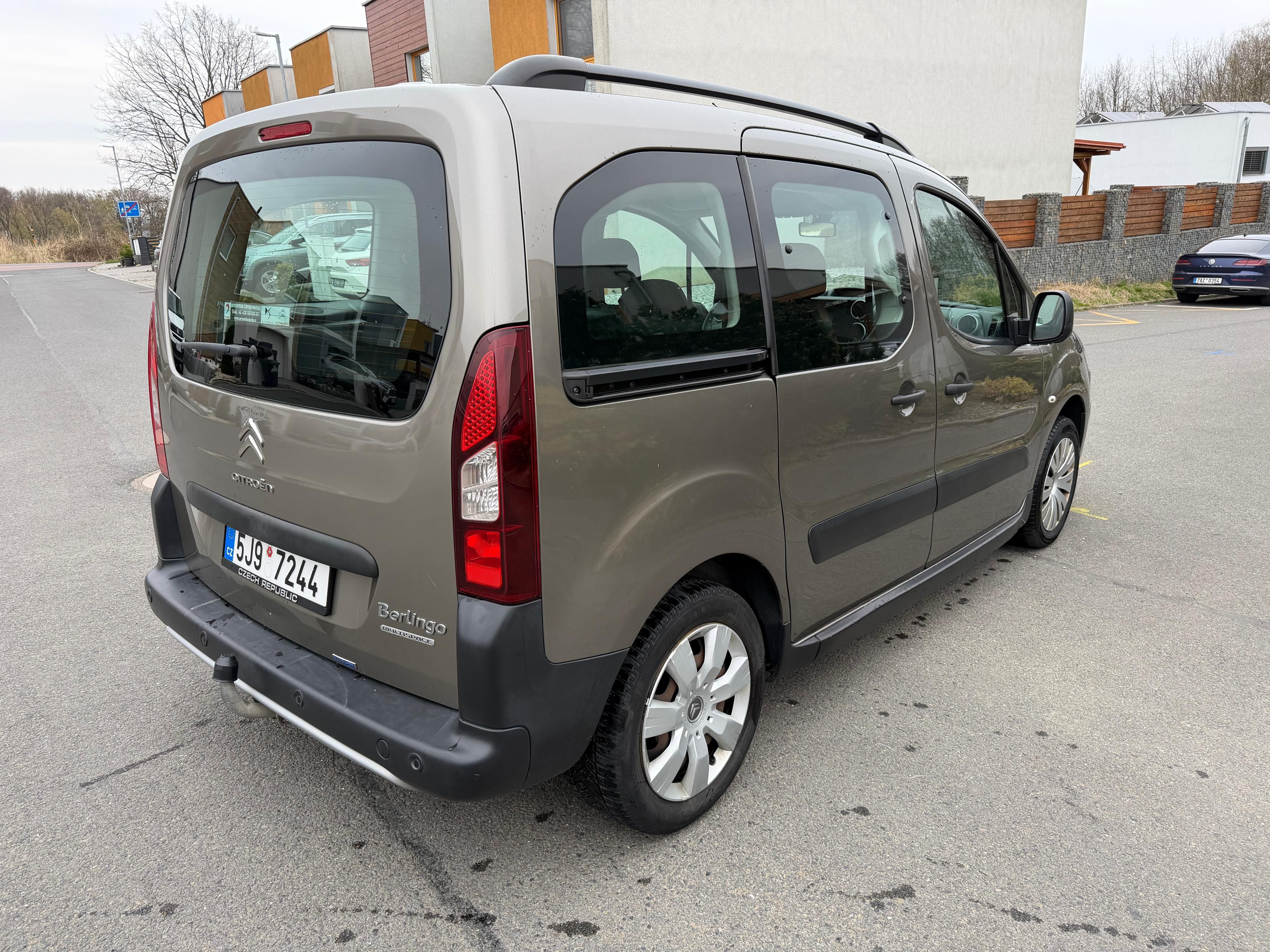 Citroën Berlingo, 1.6HDI Multispace 73kW, ČR - fotka 3