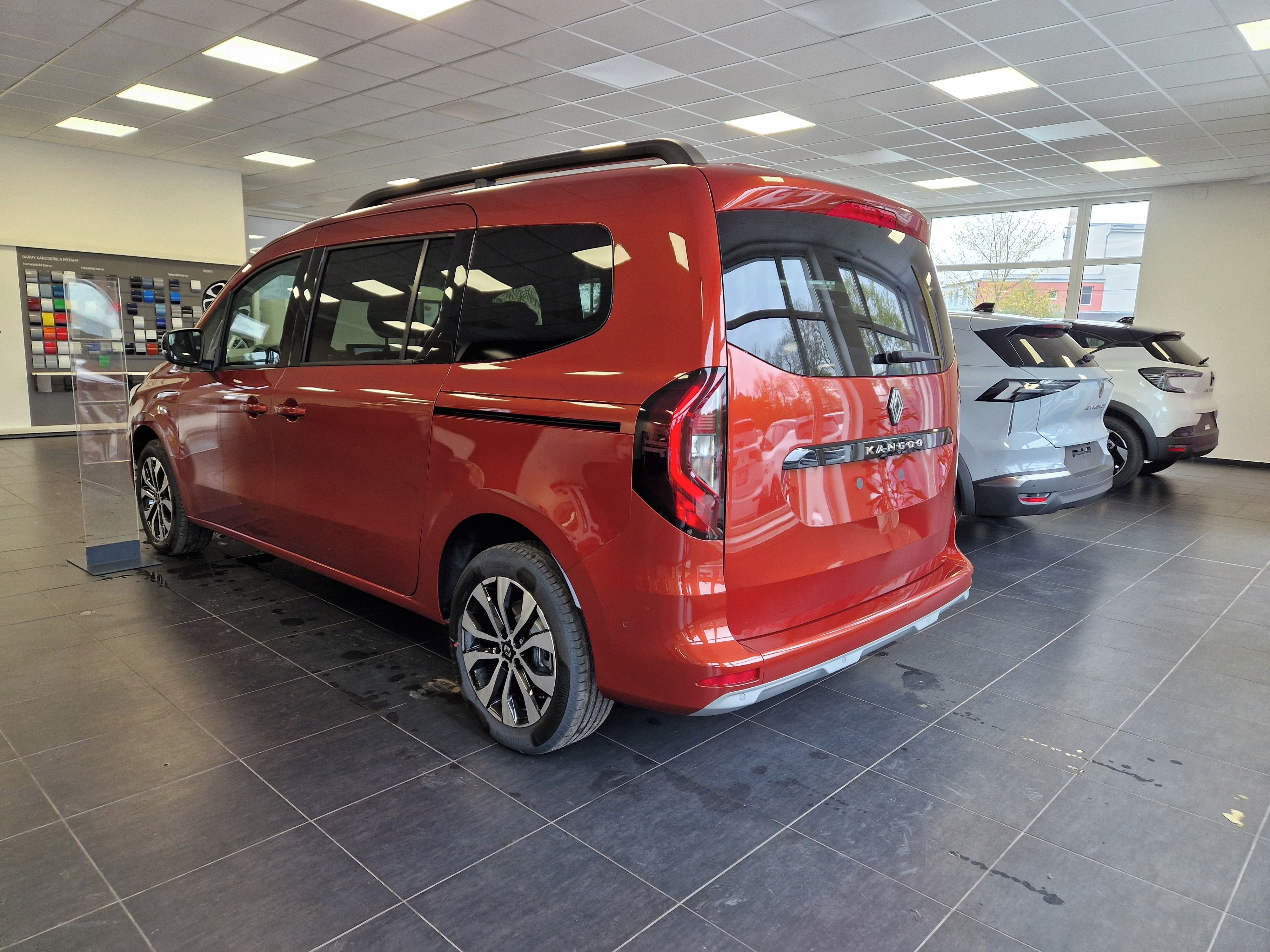 Renault Kangoo, grand techno TCe 130 - fotka 2