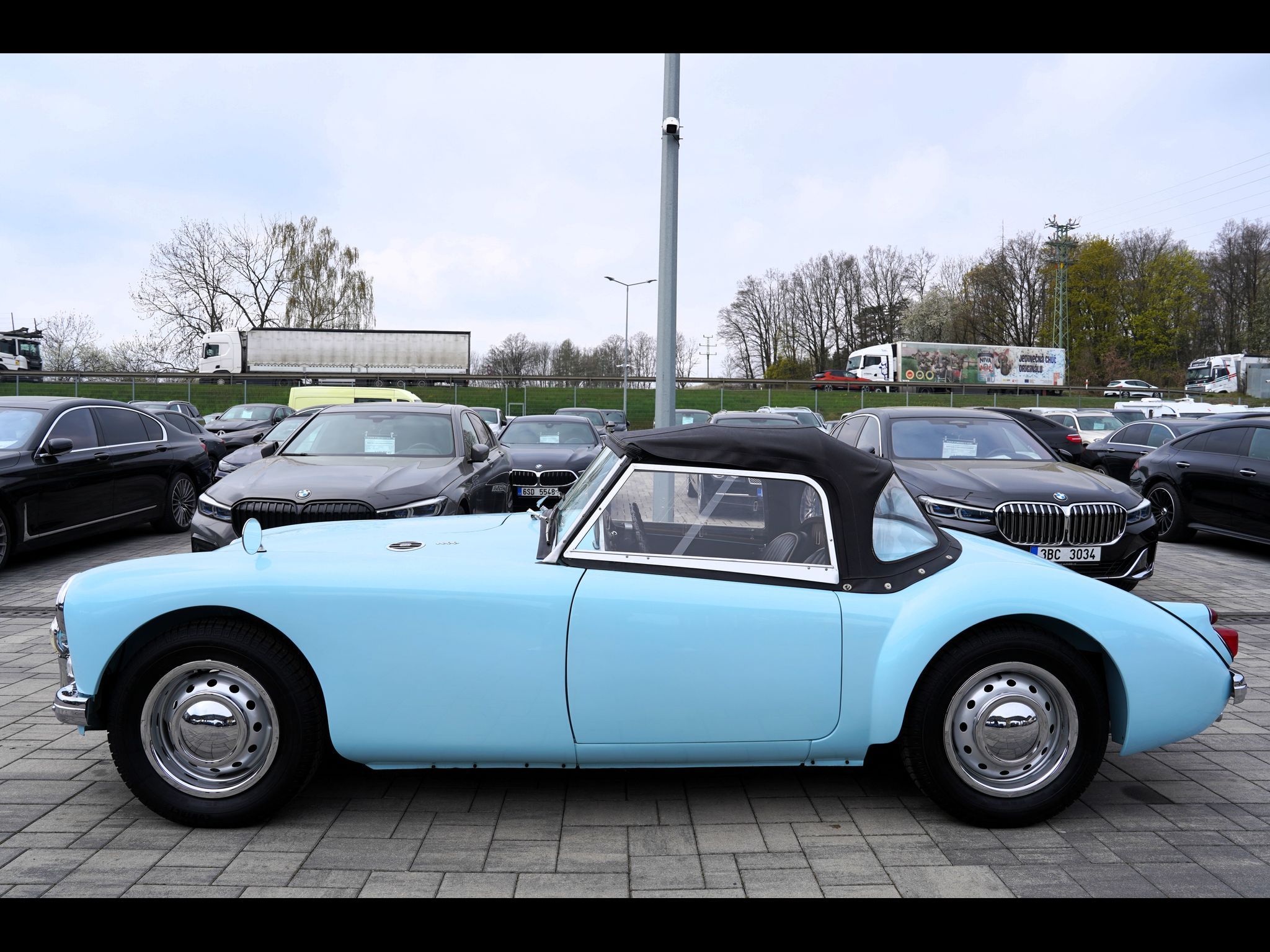 MG, MGA 1600 roadster 59 Kw - fotka 3