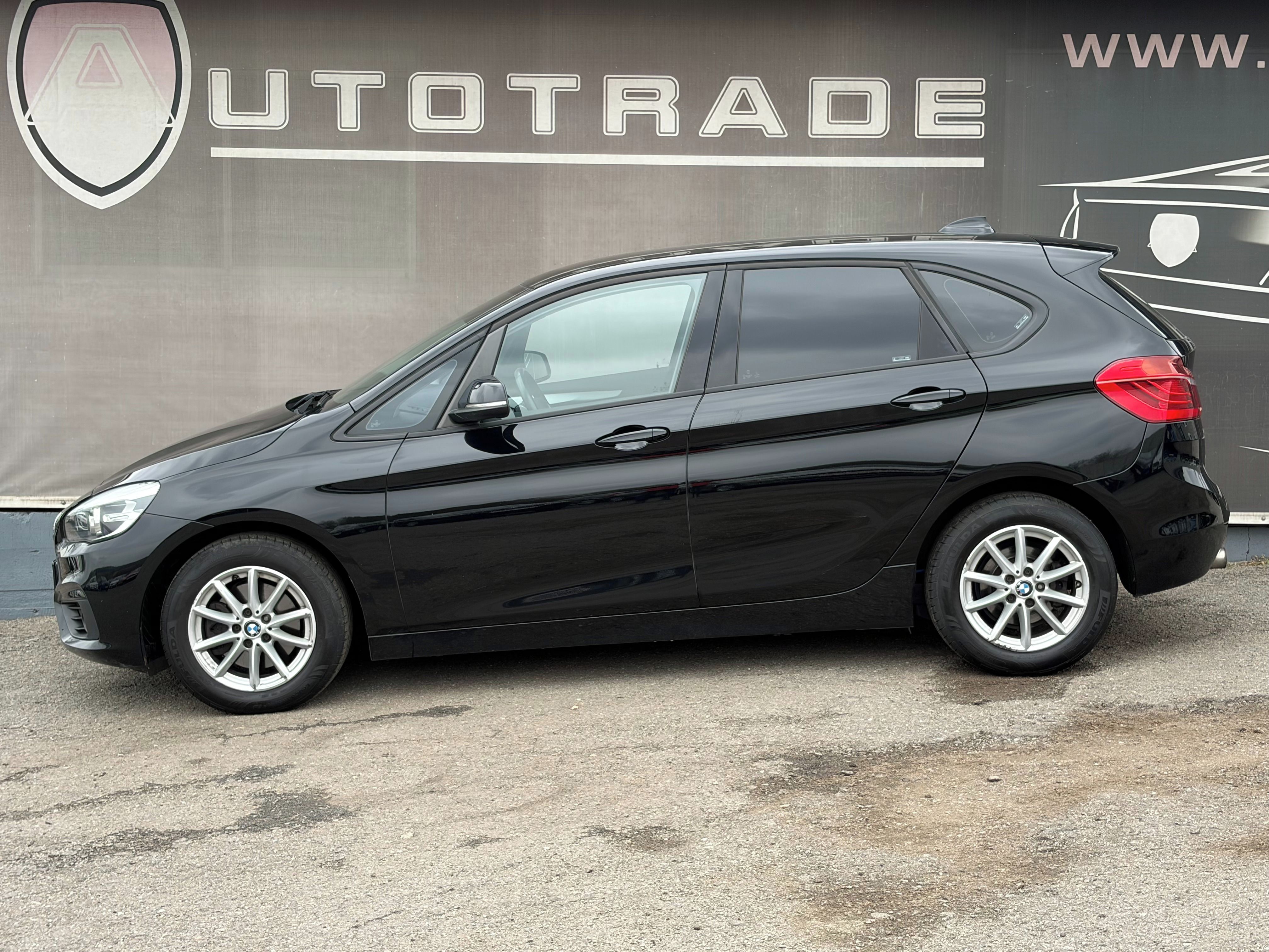 BMW Řada 2, 218i ČR,Automat, ACTIVE Tourer - fotka 2