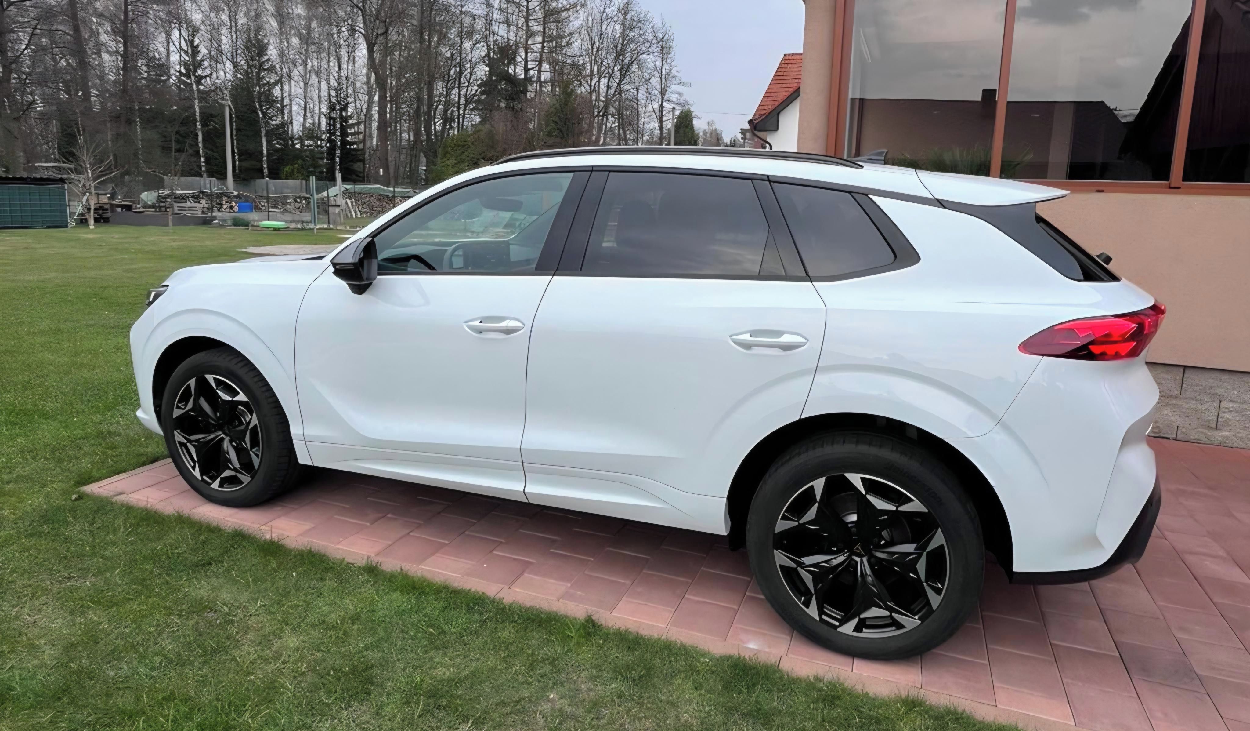 Cupra Terramar, 2.0 Tsi 195kw 4x4 DSG 2025 - fotka 6