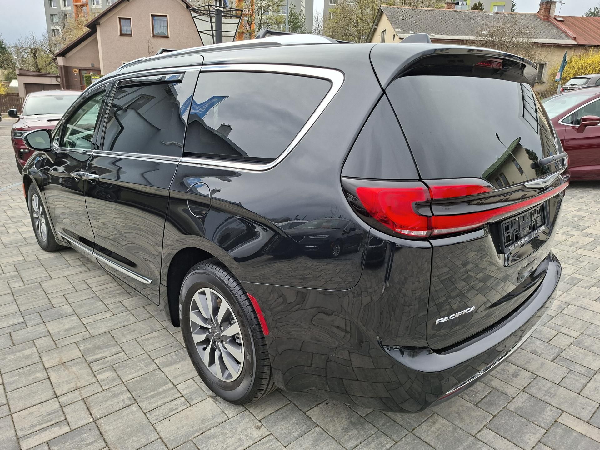 Chrysler Pacifica, 3,6 LIMITED,Top Výbava,HYBRYD - fotka 5