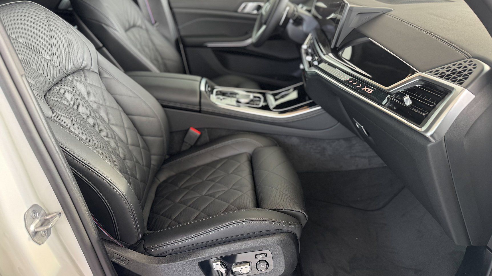 BMW X5 - fotka 6