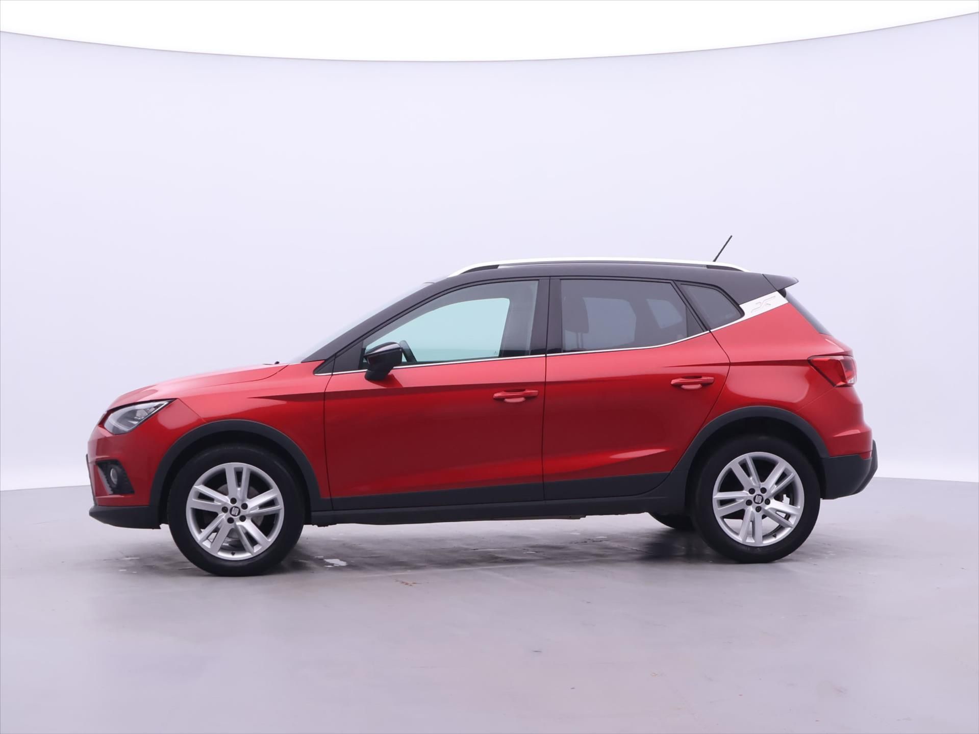 Seat Arona, 1,5 TSI 110kW EVO FR CZ - fotka 4