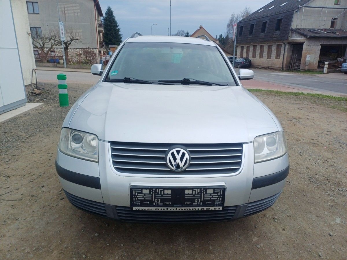 Volkswagen Passat, 1,9 TDI Comfortline - fotka 2