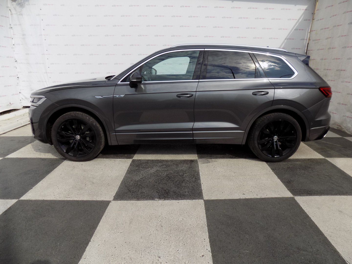 Volkswagen Touareg, 3.0TDI/R-Line/4x4/AT/Matrix/ - fotka 2