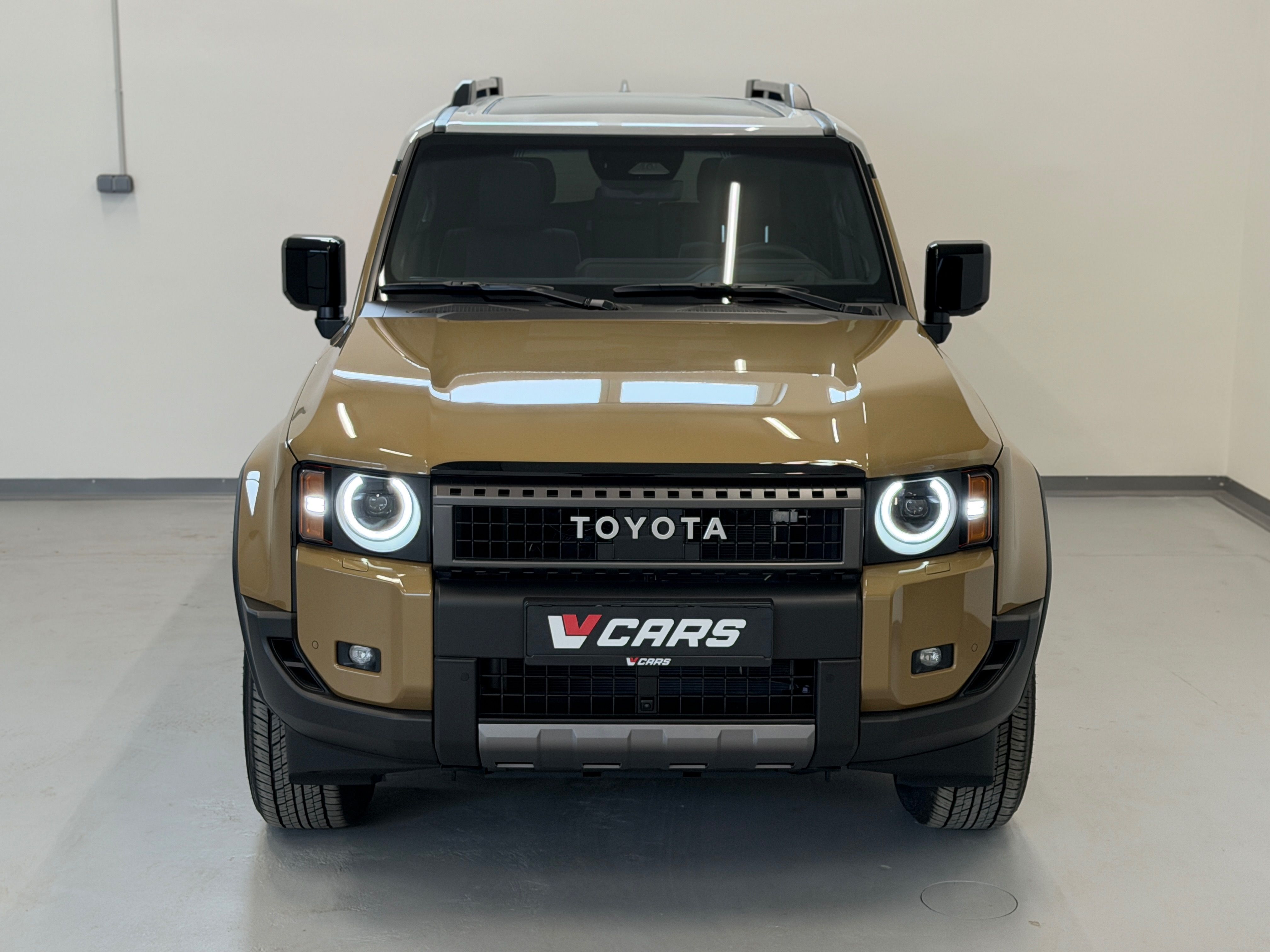 Toyota Land Cruiser, 2,8 D FIRST EDITION 4x4 *NOVÉ* - fotka 5