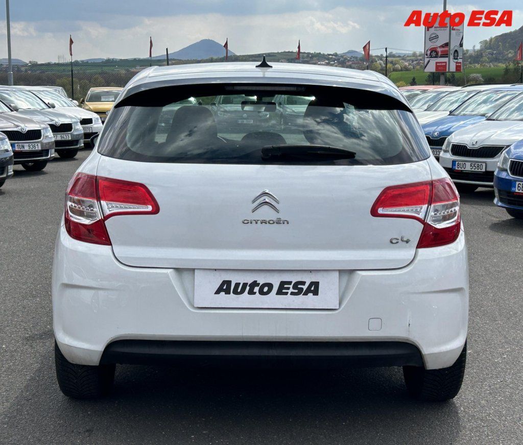 Citroën C4, 1.4,AC,temp - fotka 5