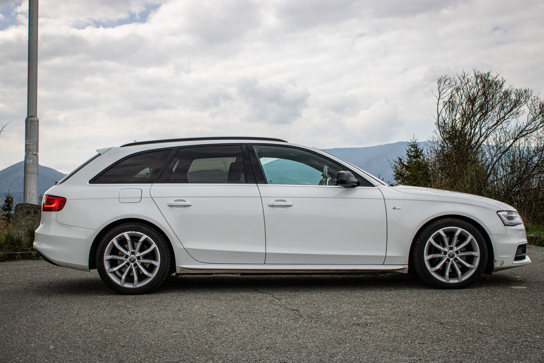 Audi A4 Avant - fotka 4