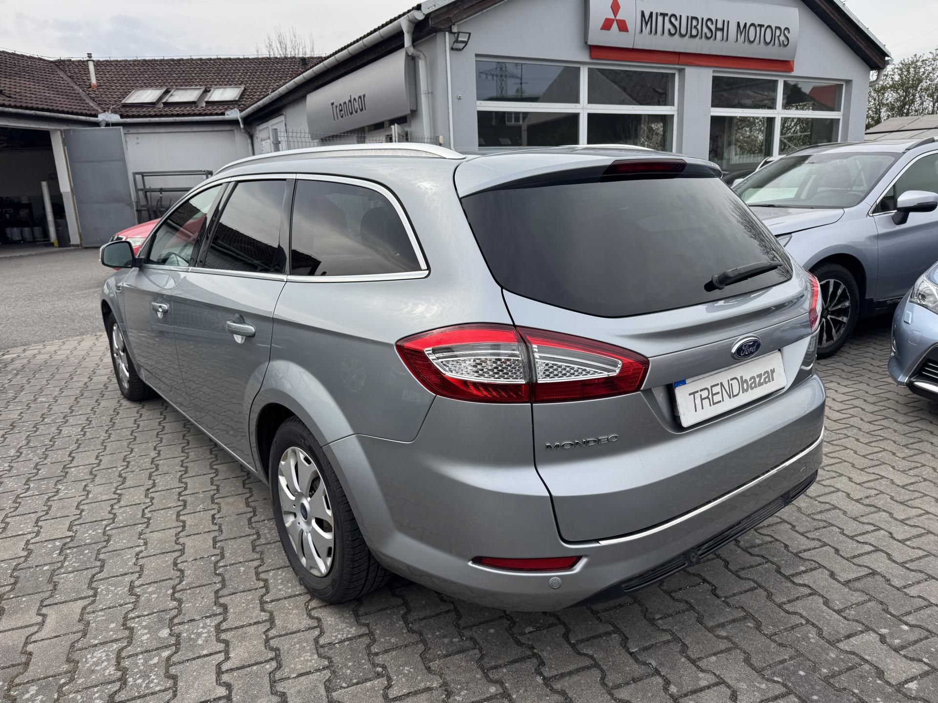 Ford Mondeo, 1,6EcoBoost Titanium Plus, ČR - fotka 4