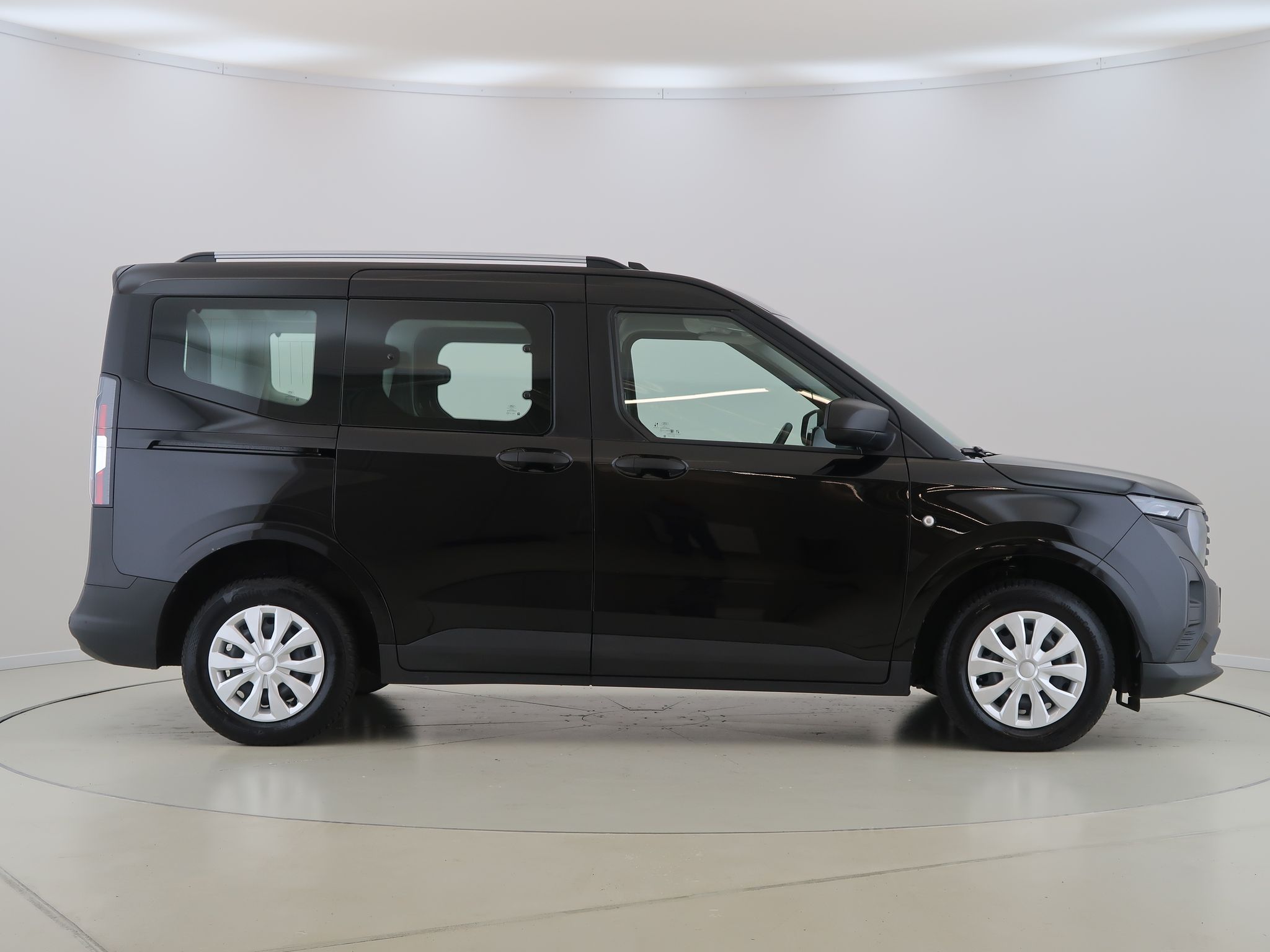 Ford Tourneo Courier, 1.0EcoBoost,92kW,1Maj,Active - fotka 4