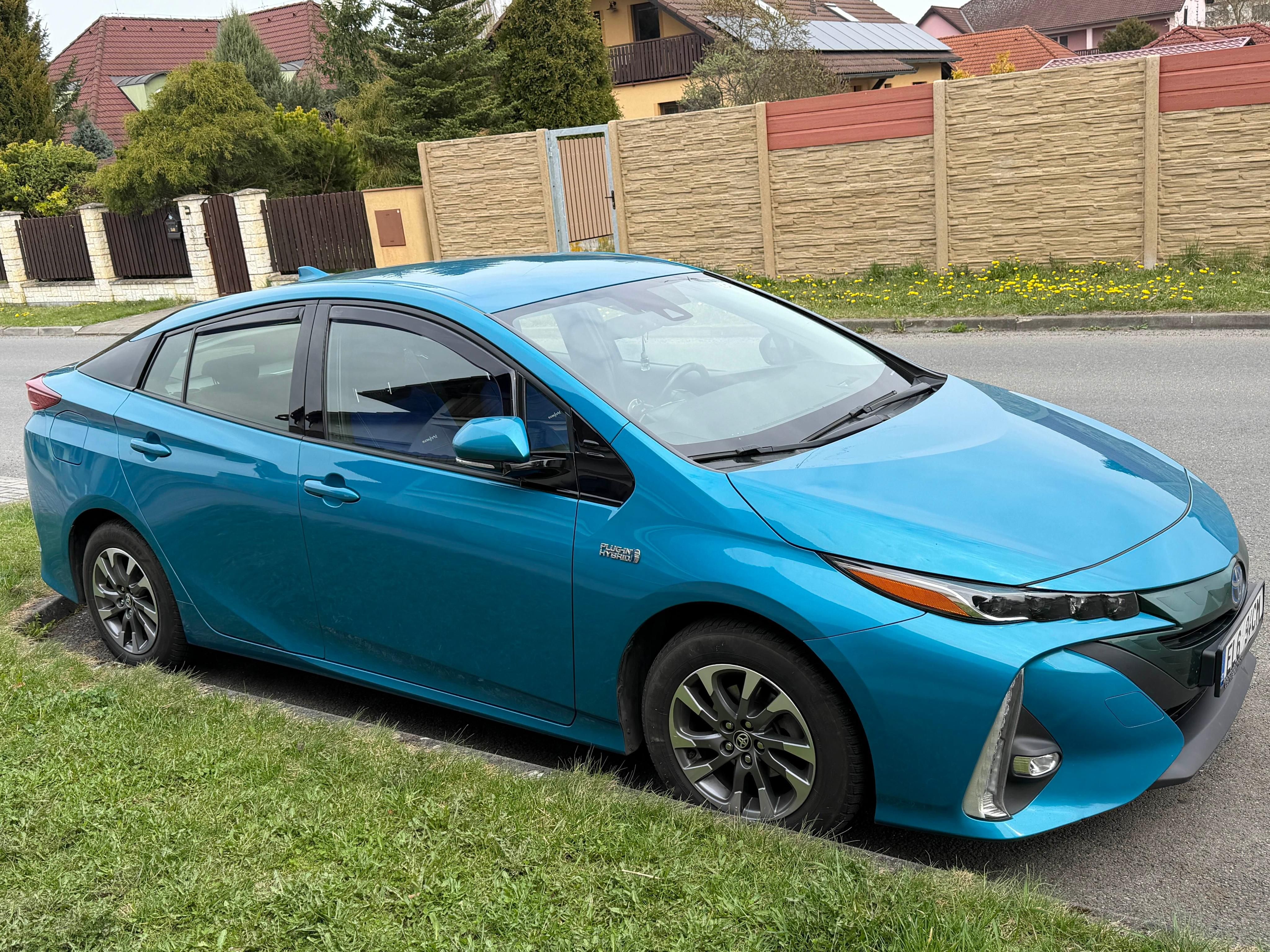 Toyota Prius, Plug in Hybrid - fotka 2