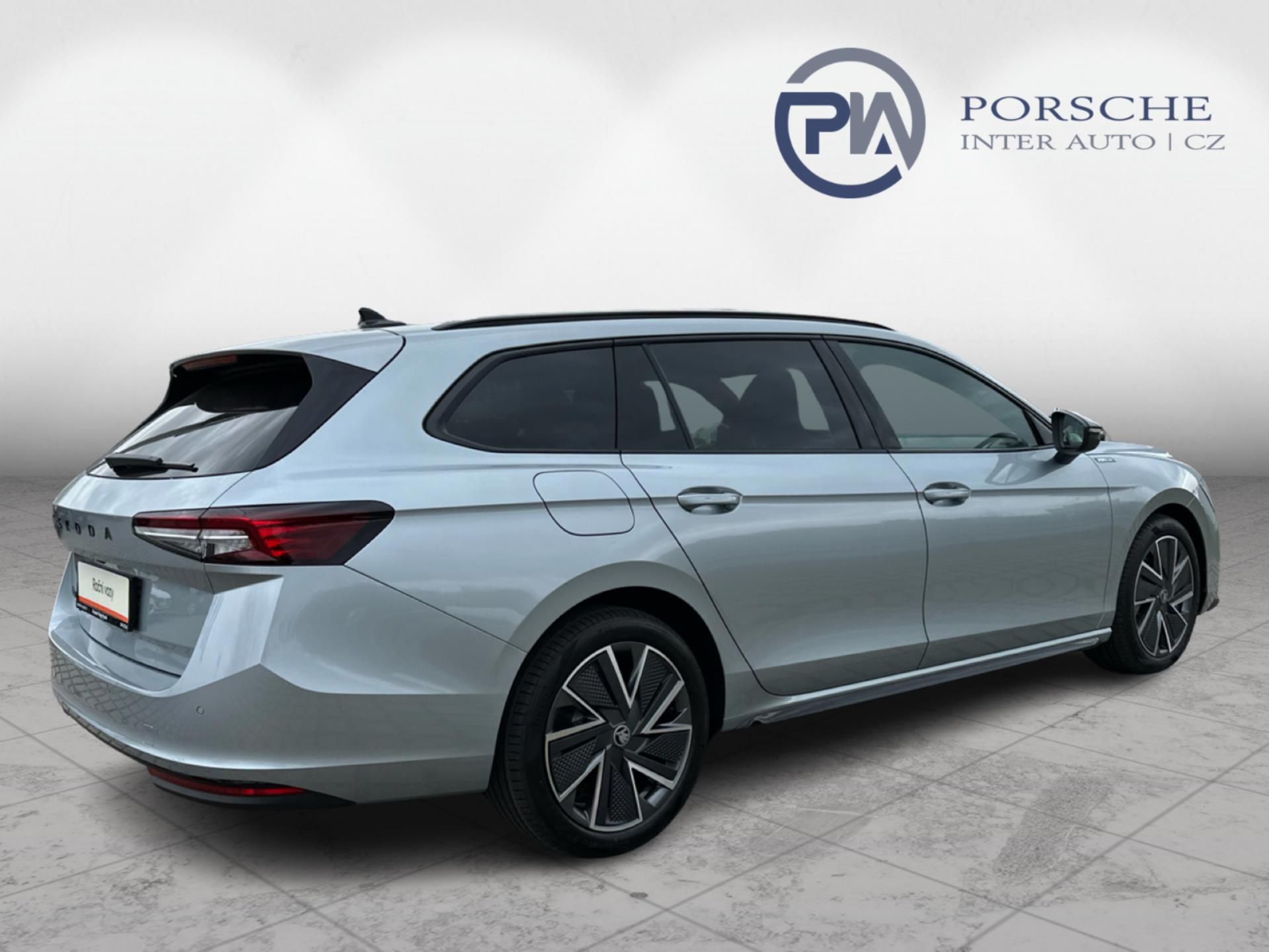 Škoda Superb, 2,0 TDI 110 kW 7-stup. automat - fotka 6