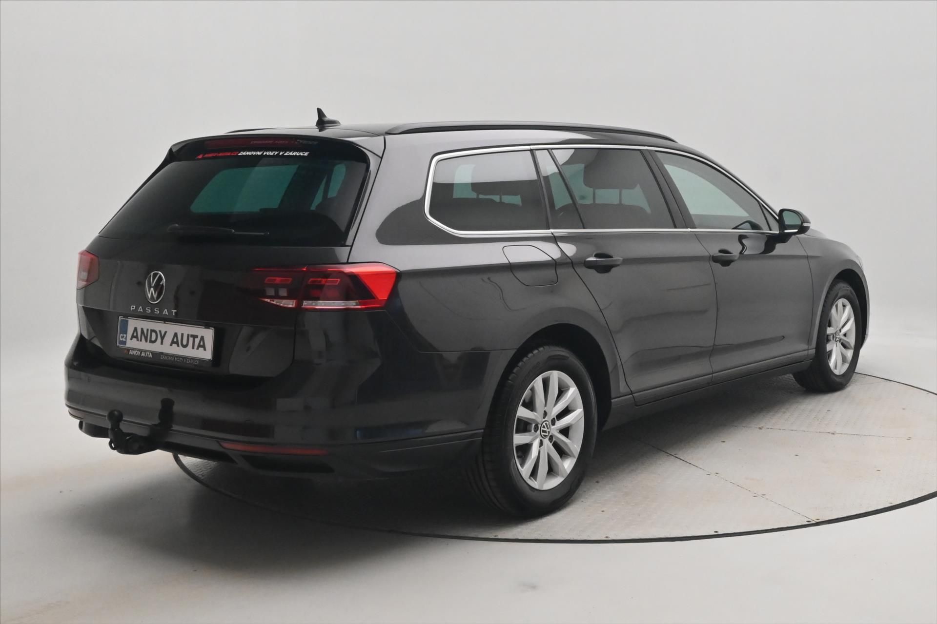 Volkswagen Passat, 2,0 TDI 110 kW DSG VŮZ PŘIPRAV - fotka 5