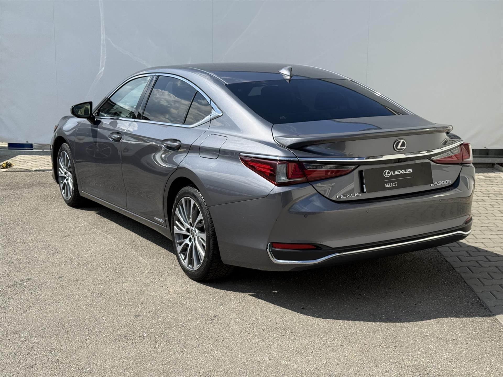 Lexus ES 300h, 2,5 BUSINESS EDITION  ES - fotka 4