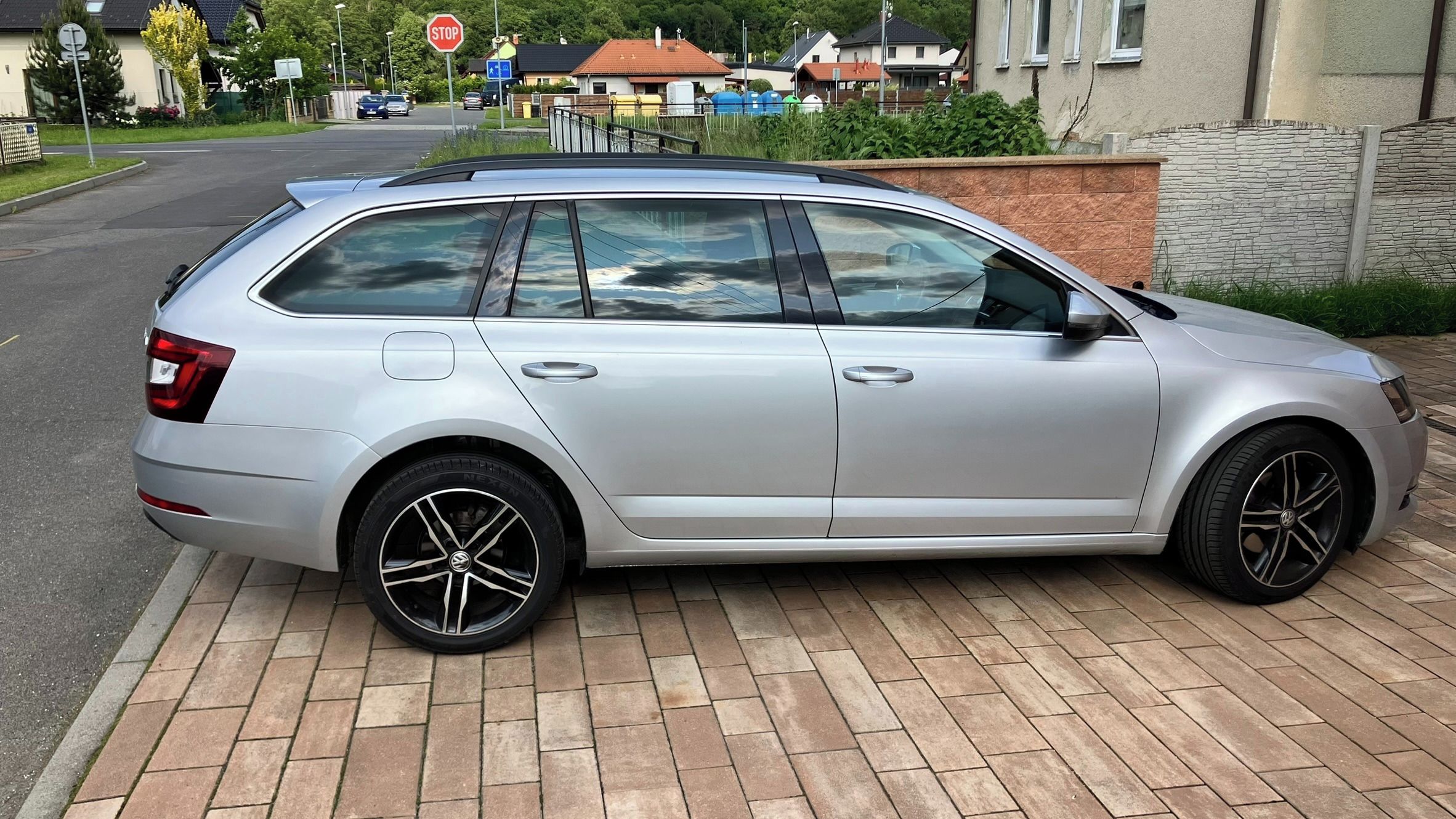 Škoda Octavia, 1.5 TSi 110 KW STYLE, servis - fotka 5