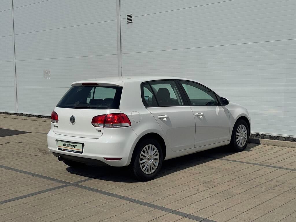 Volkswagen Golf, Comfortline 1.6 TDI 77 kW - fotka 4