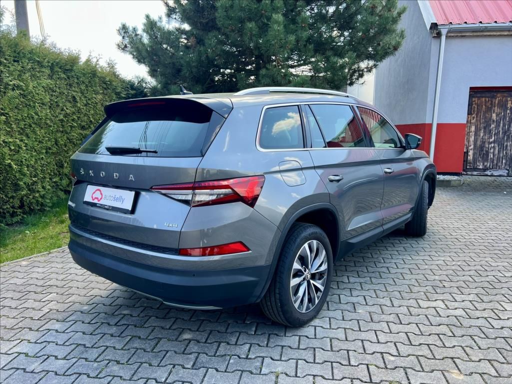 Škoda Kodiaq, 2,0 TSi DSG 4X4 STYLE webasto - fotka 5