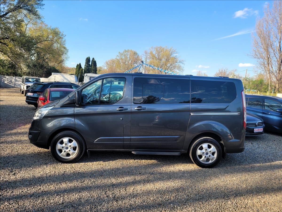 Ford Tourneo Custom, 2,0 tdci,Titanium,8míst,klima - fotka 3
