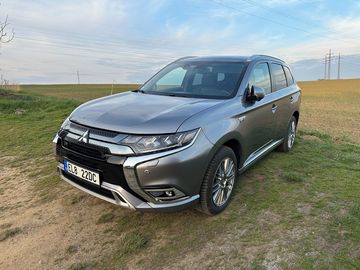 Max. výbava, servis Mitsubishi