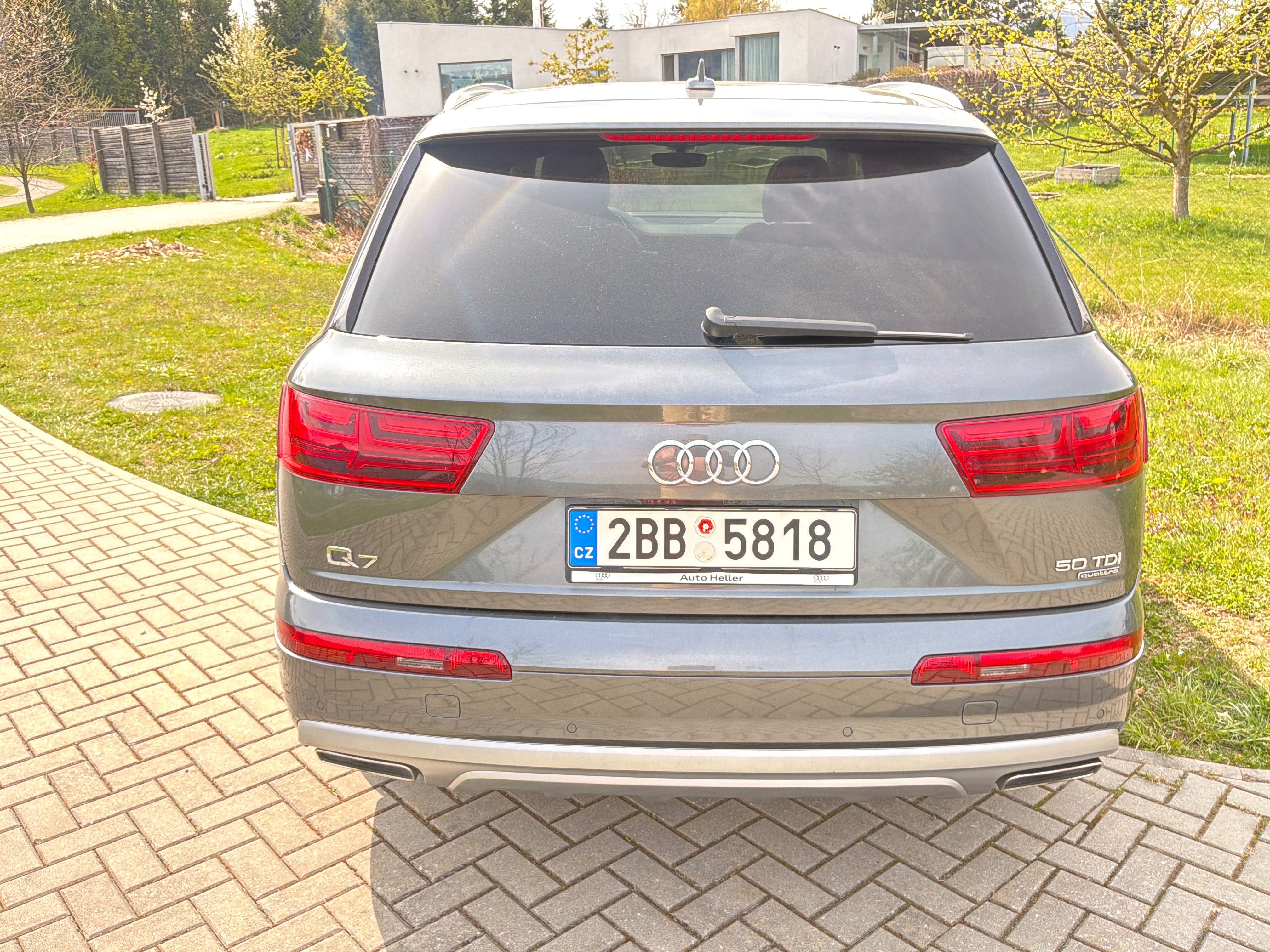 Audi Q7, AUDI Q7 50 TDI servisované - fotka 4
