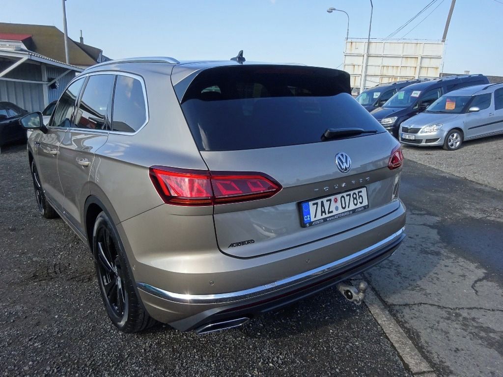 Volkswagen Touareg, 3,0 TDI V6 210kW - ČR + SERVIS - fotka 5