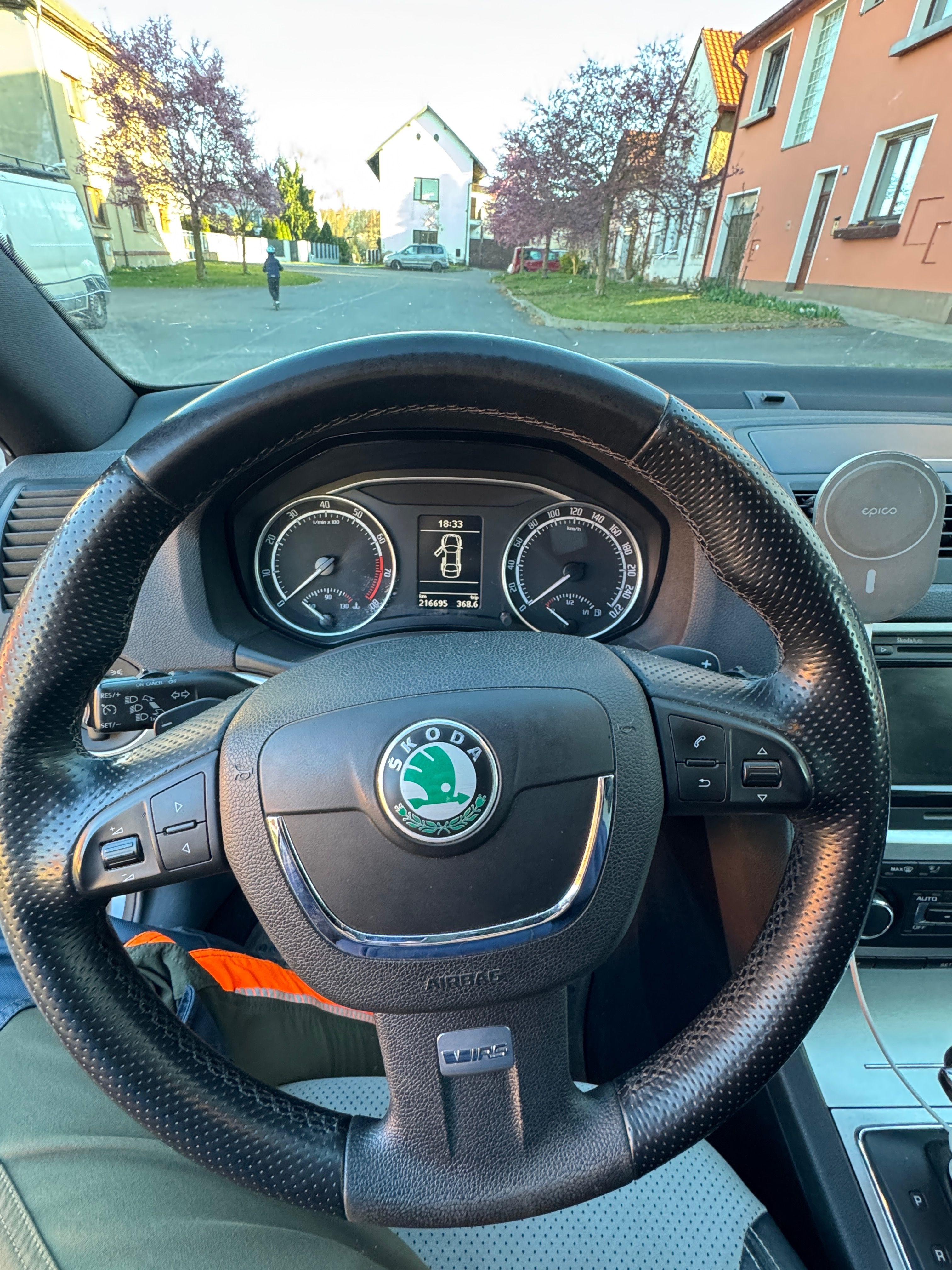 Škoda Octavia, RS 2.0 - fotka 2