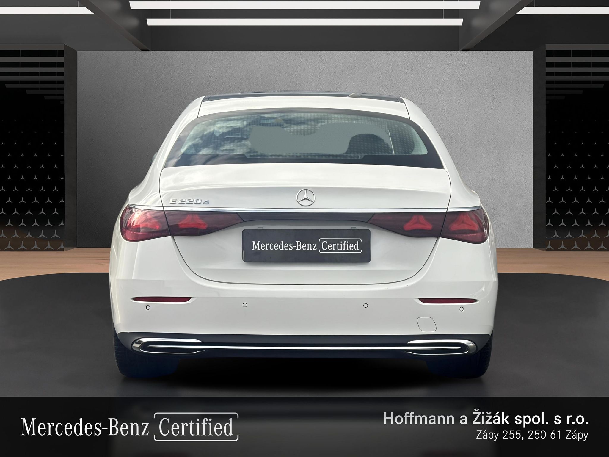 Mercedes-Benz Třídy E, E220d - fotka 4