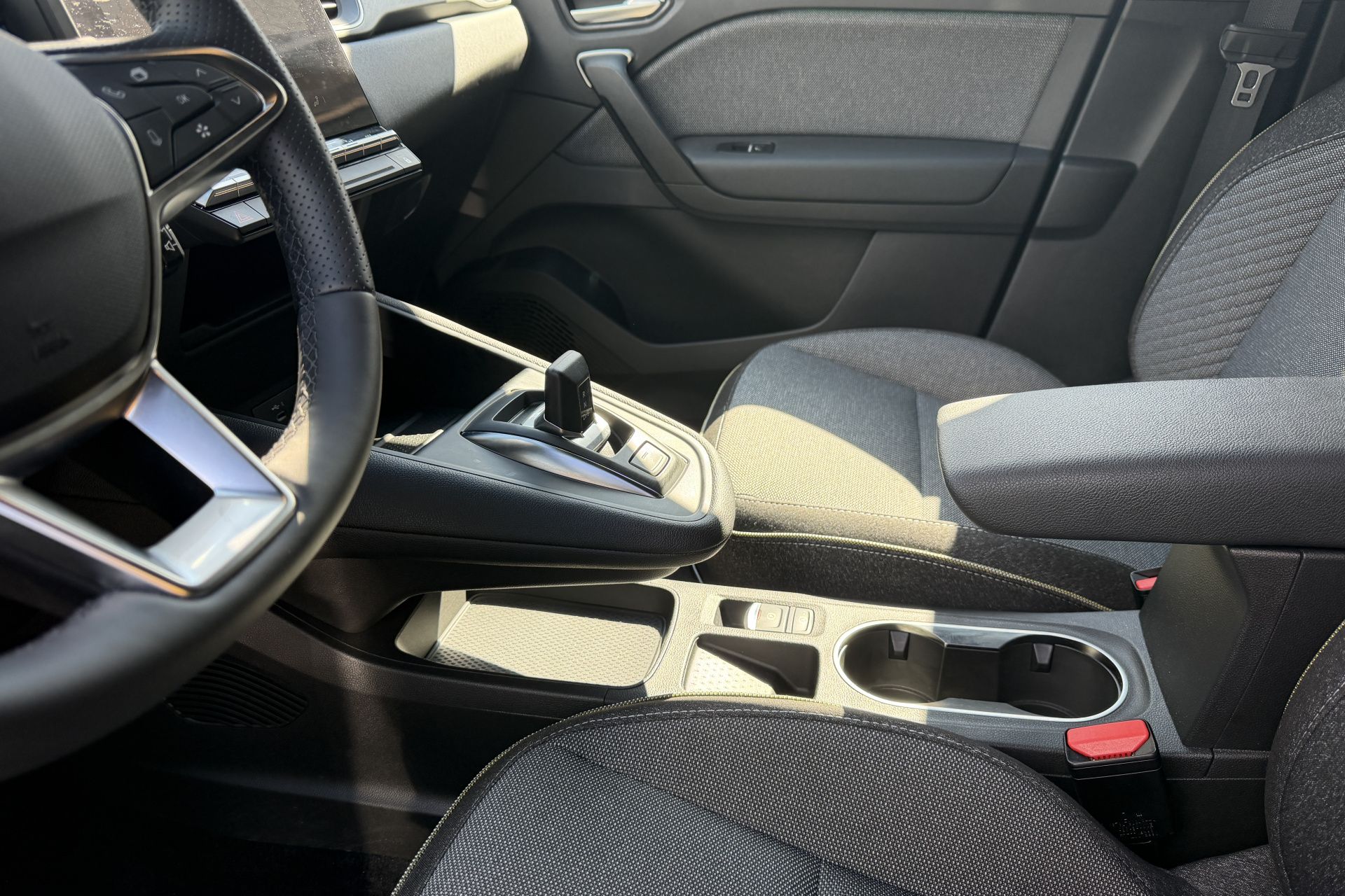 Renault Symbioz, Techno full hybrid 160 - fotka 5