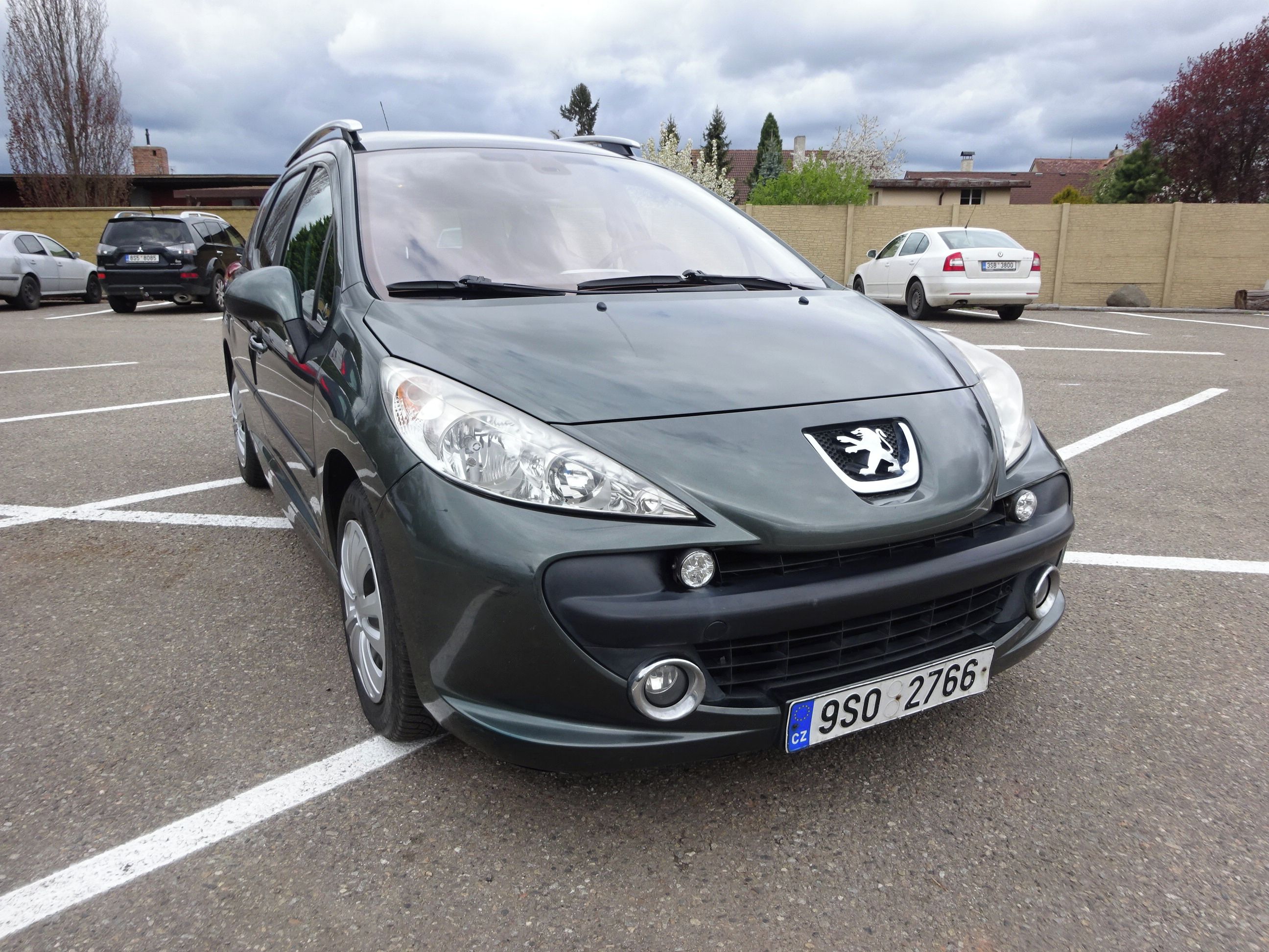 Peugeot 207, 1.6i + LPG (88 kw)  1.MAJITEL