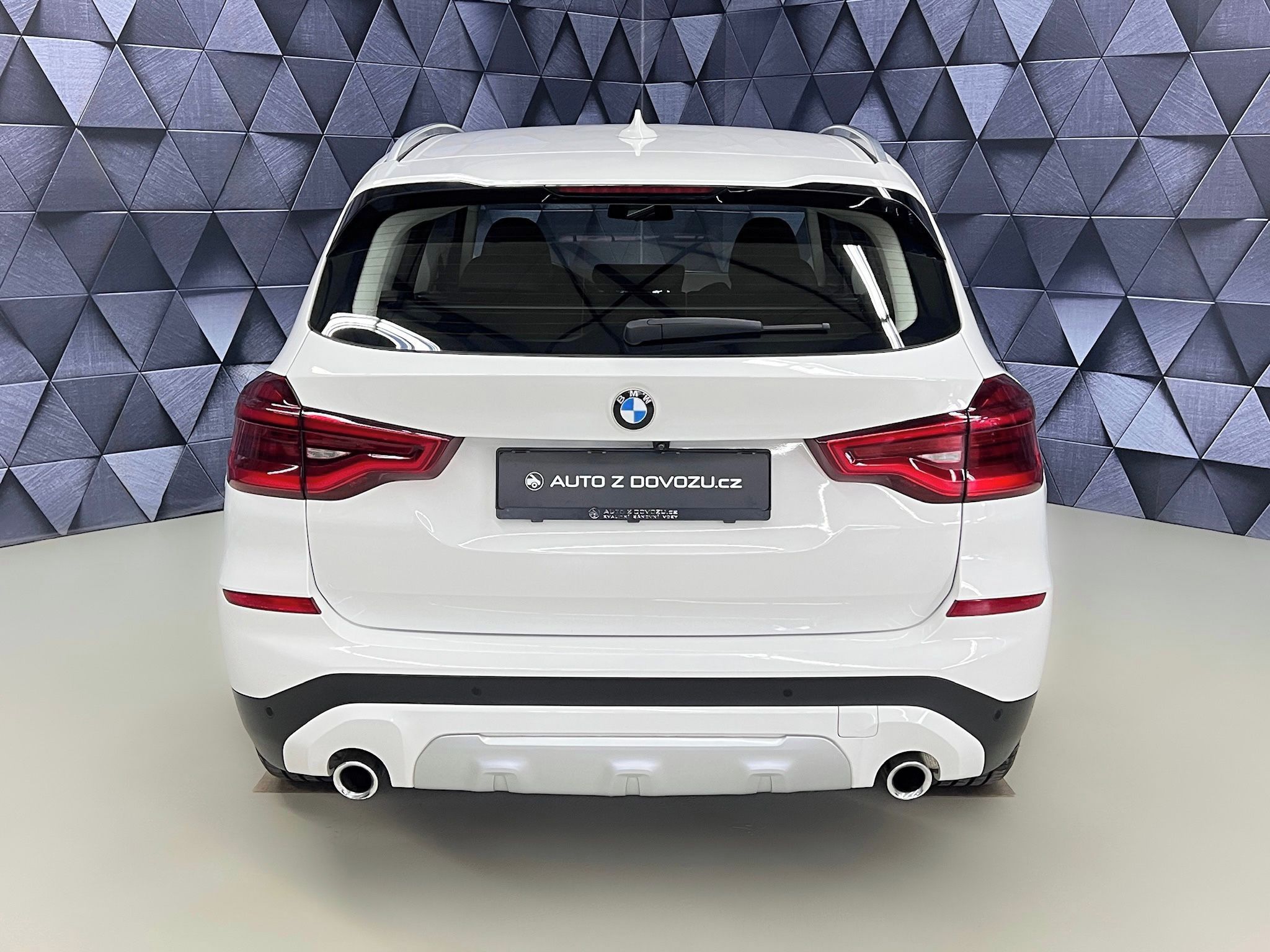 BMW X3, 30d xDrive X-LINE, HUD, TAŽNÉ - fotka 6