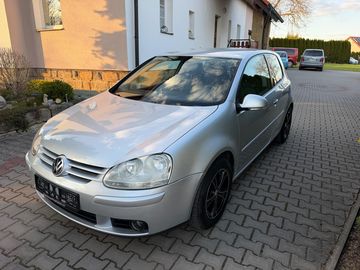 2,0i/110kw 1 Majitel Webasto