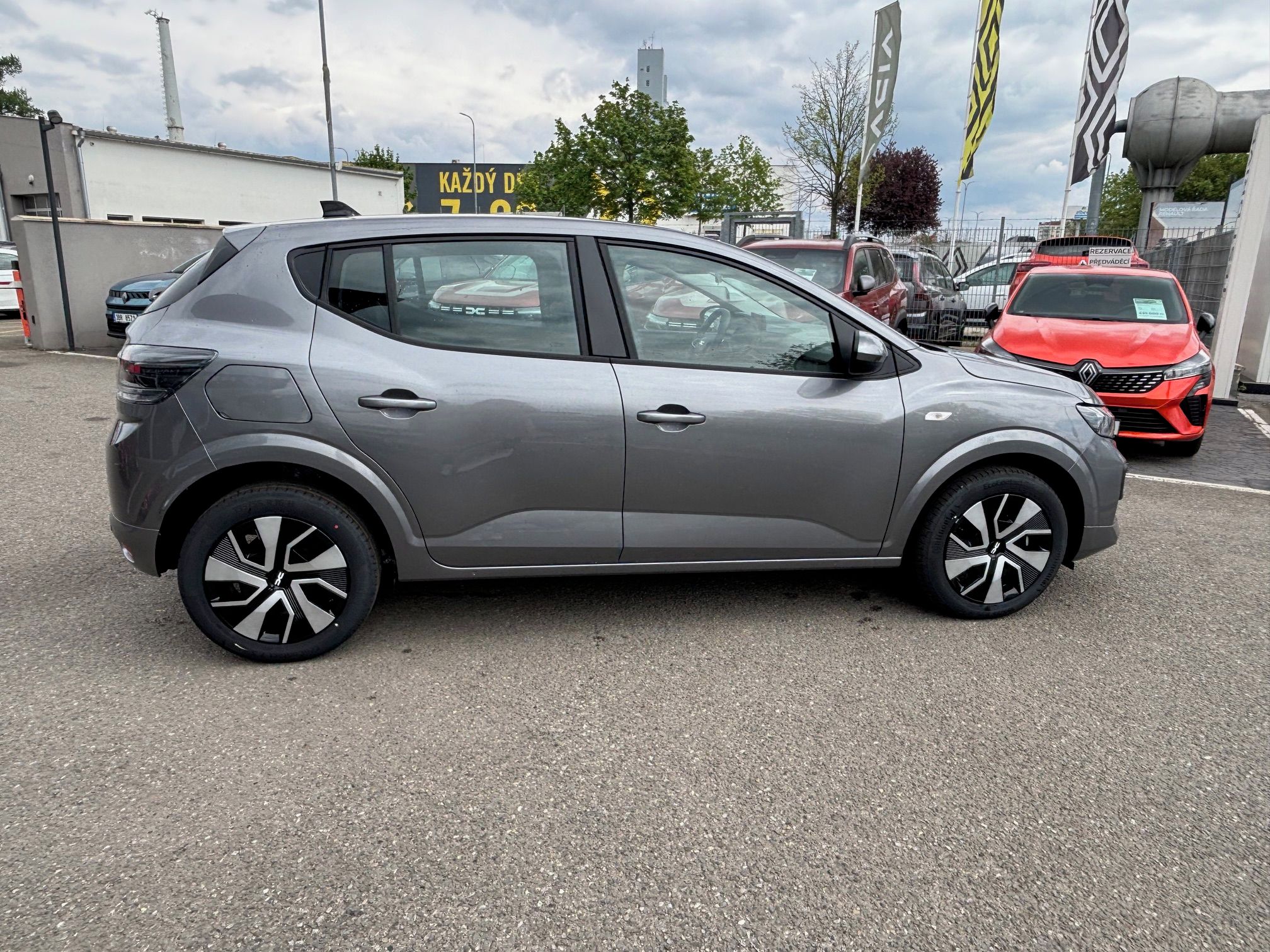 Dacia Sandero, Expression ECO-G 120 - fotka 6