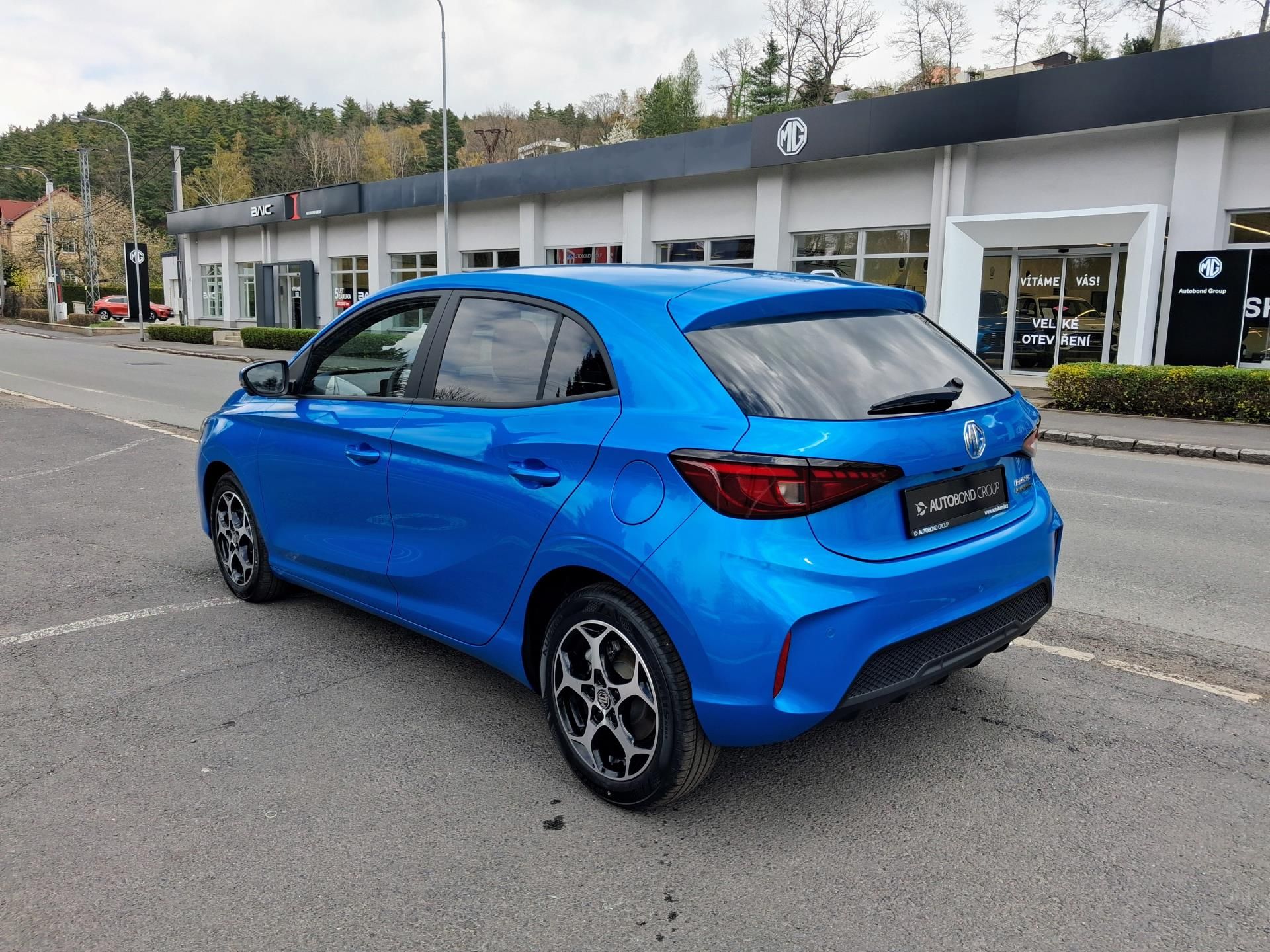 MG MG3, EXCLUSIVE Hybrid+ 143kW 4AT 4× - fotka 4
