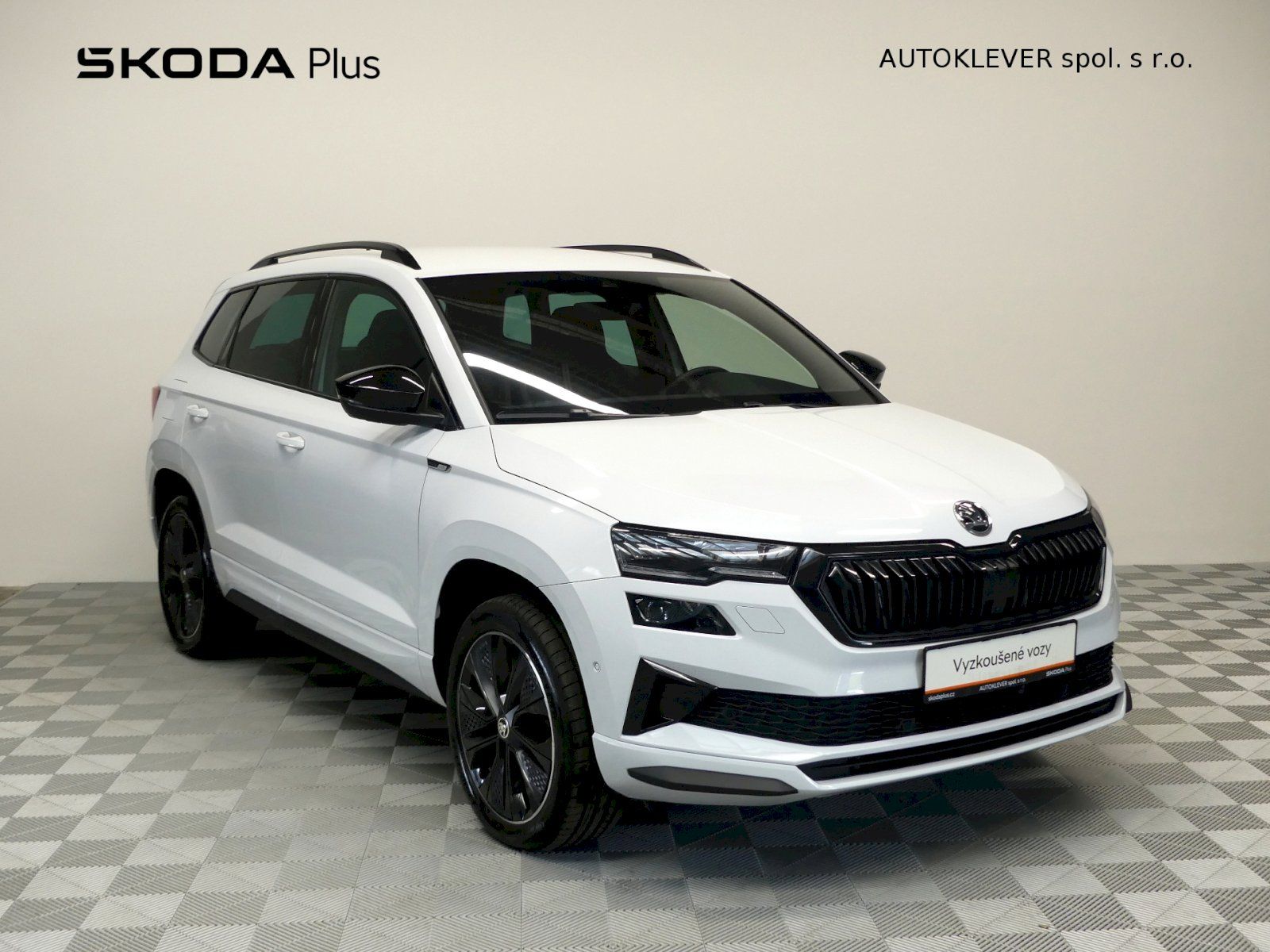 Škoda Karoq, SportLine 4x4 DSG 2.0TSI 140kW - fotka 6