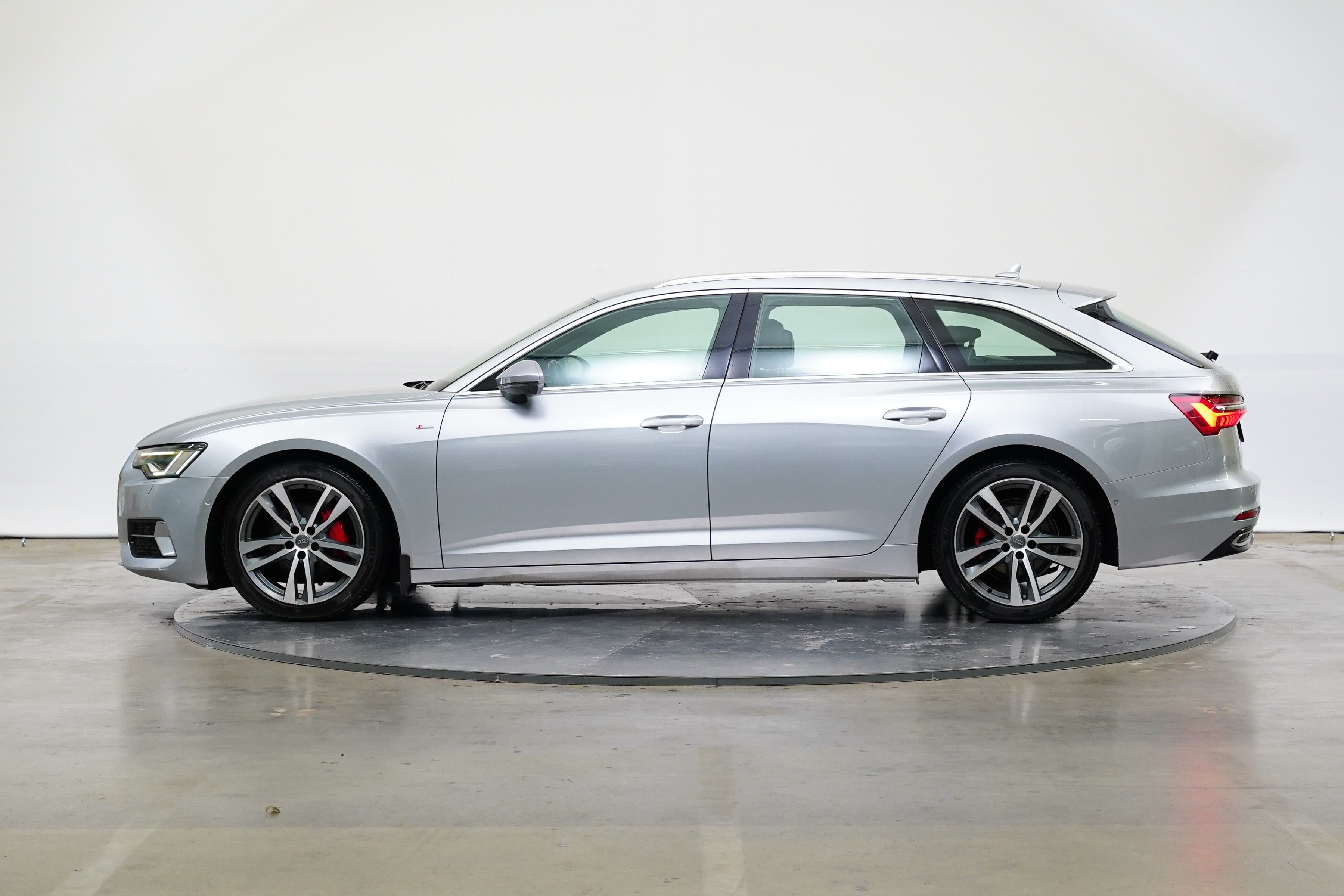 Audi A6, 2.0 TDI 150 kW Quattro - fotka 3