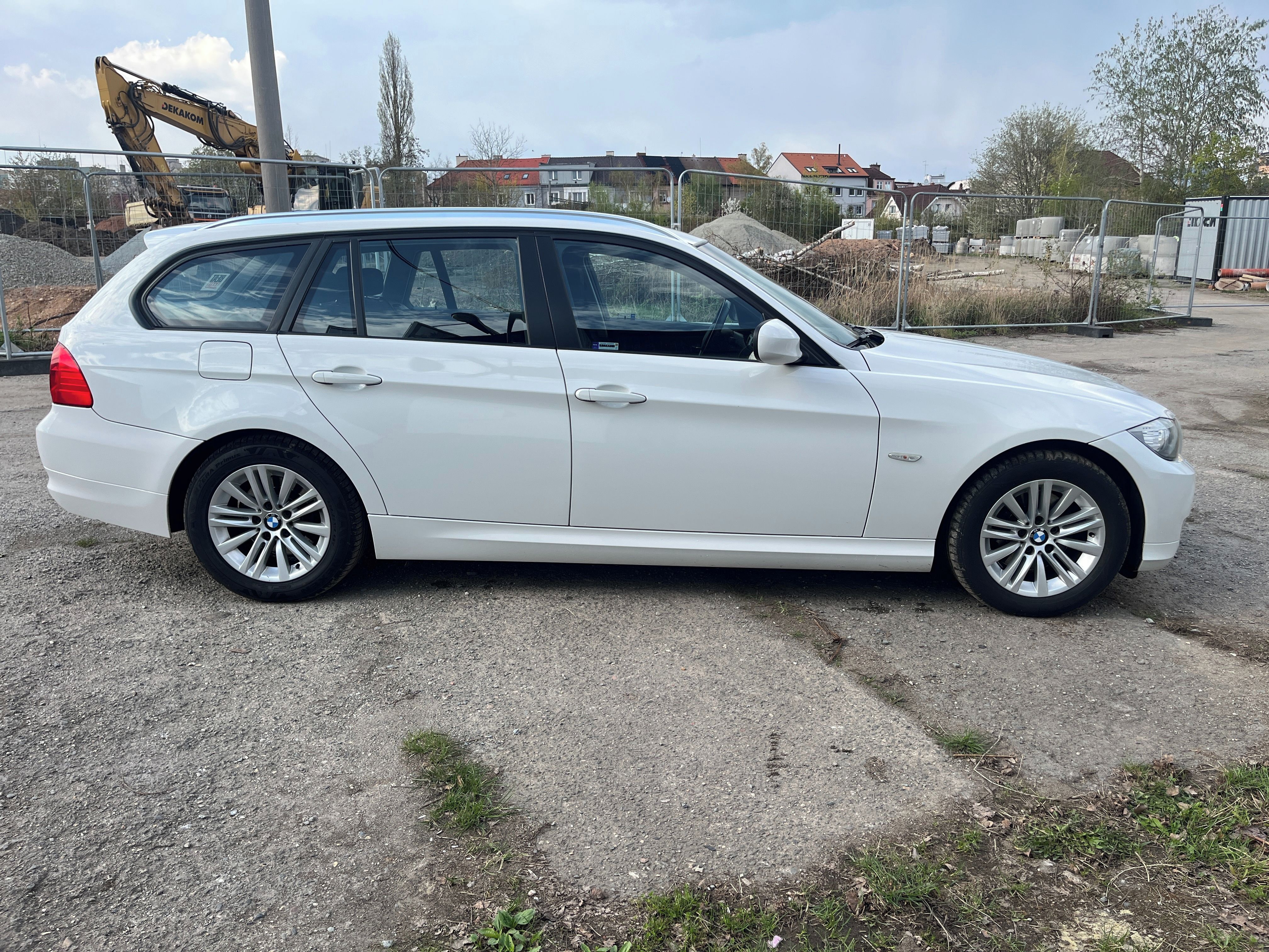 BMW Řada 3, 318D 105kw 1.maj 117.000km top - fotka 6