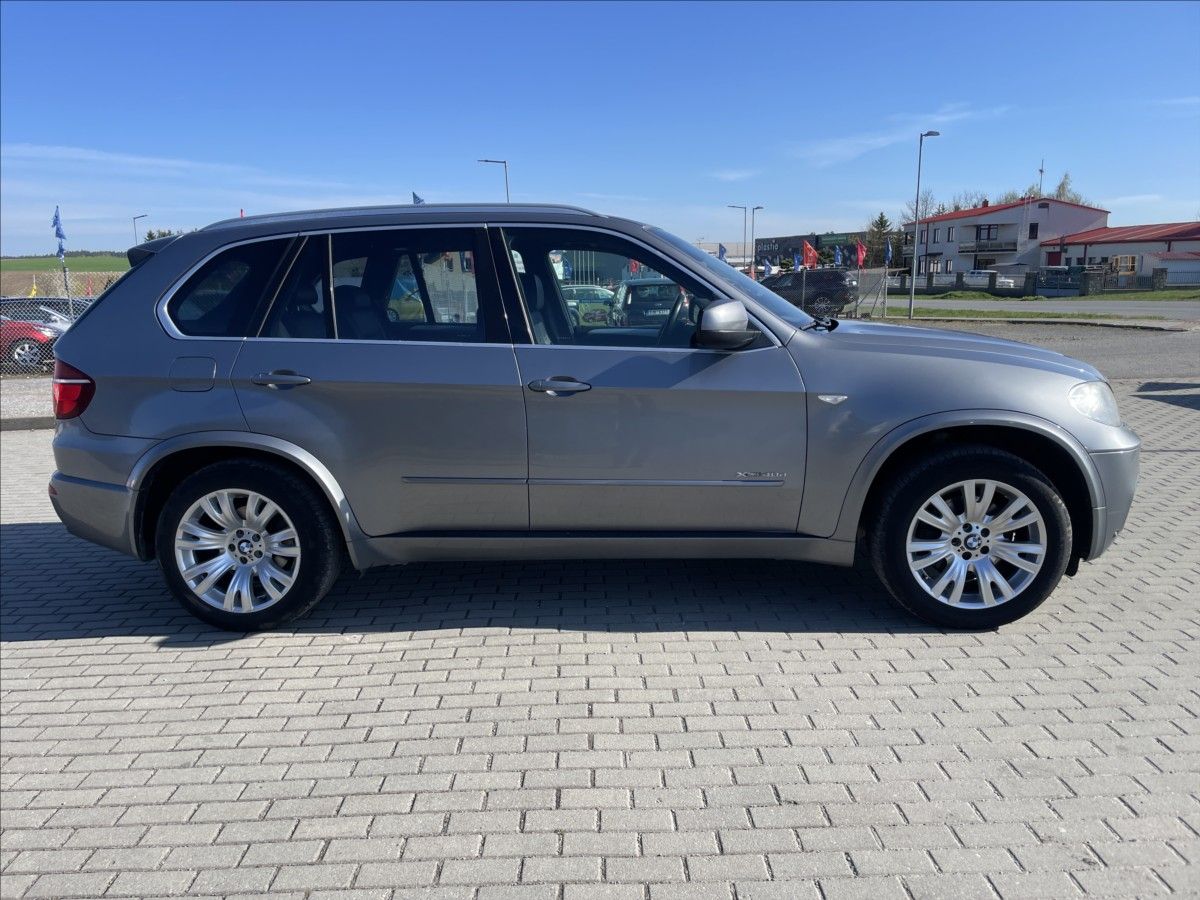 BMW X5, 3,0 XDRIVE 40D M-Paket CZauto - fotka 5