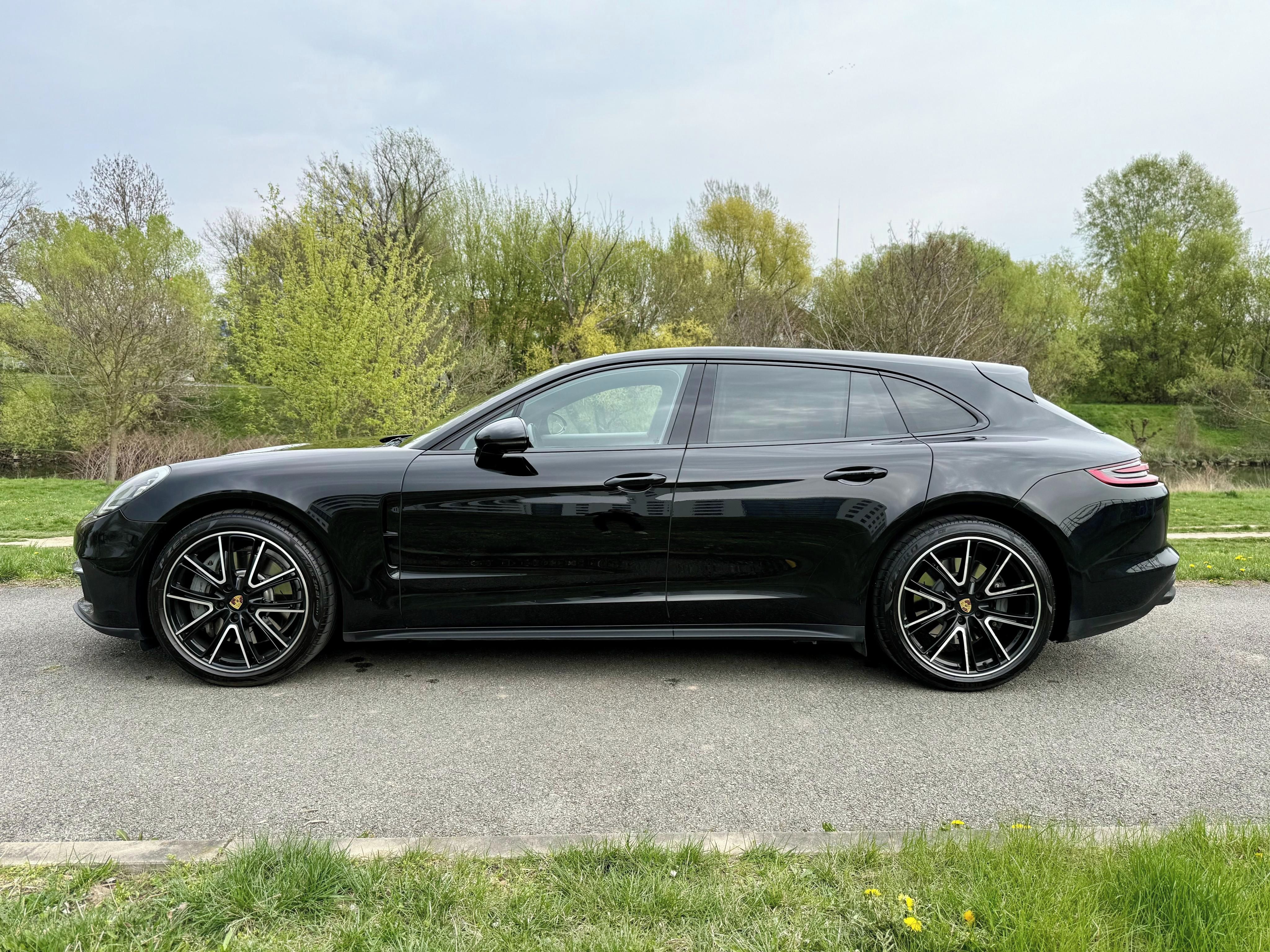 Porsche Panamera, 4S Sport Turismo - fotka 2