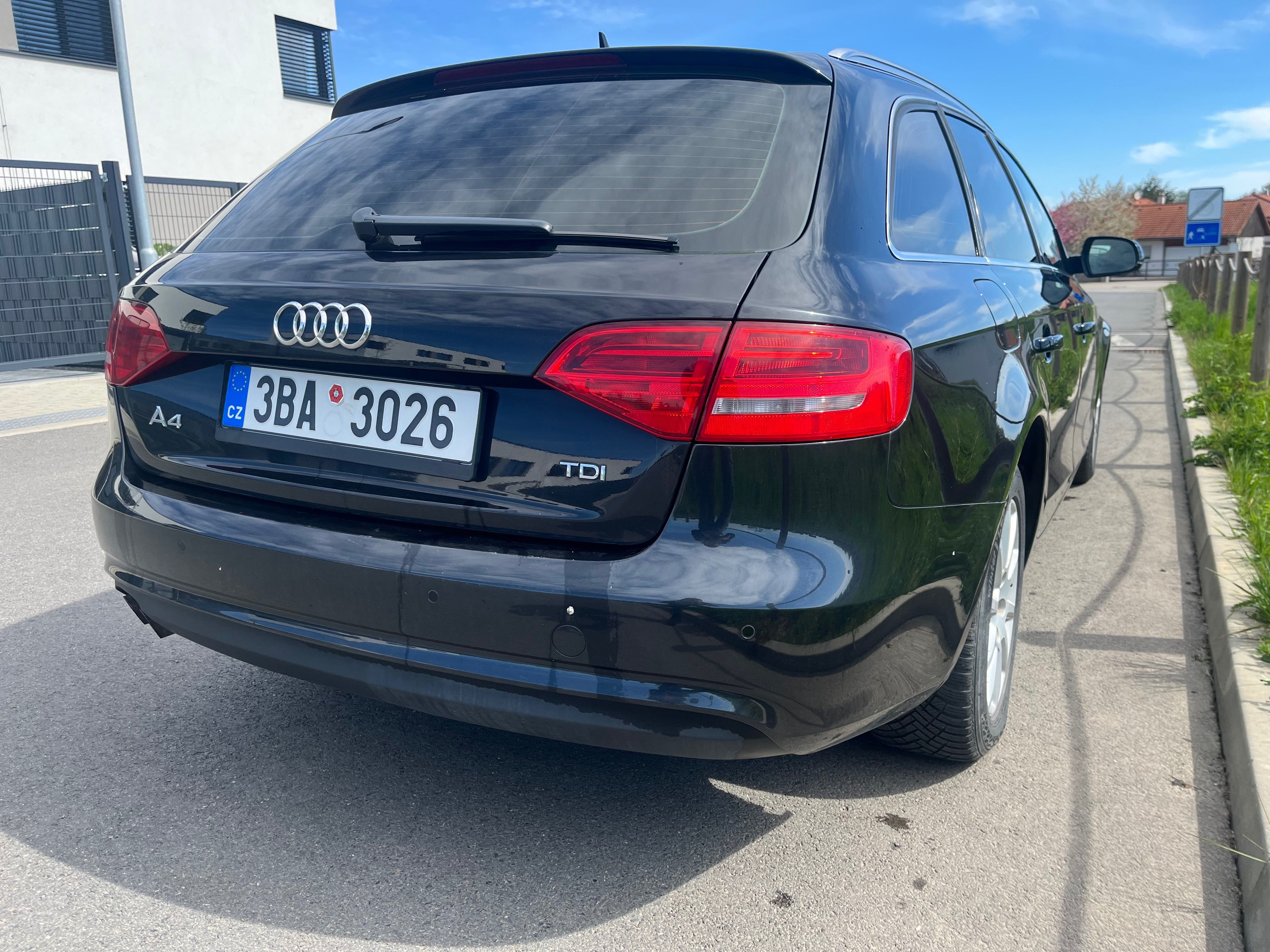 Audi A4 Avant, 2.0TDI NAVIGACE MMI , FACELIFT - fotka 5
