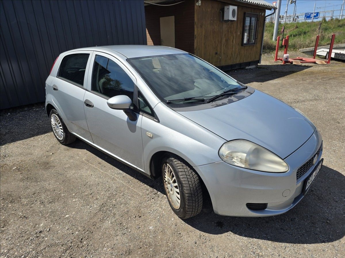 Fiat Punto, 1,4 i  57 kw  nová Stk - fotka 3