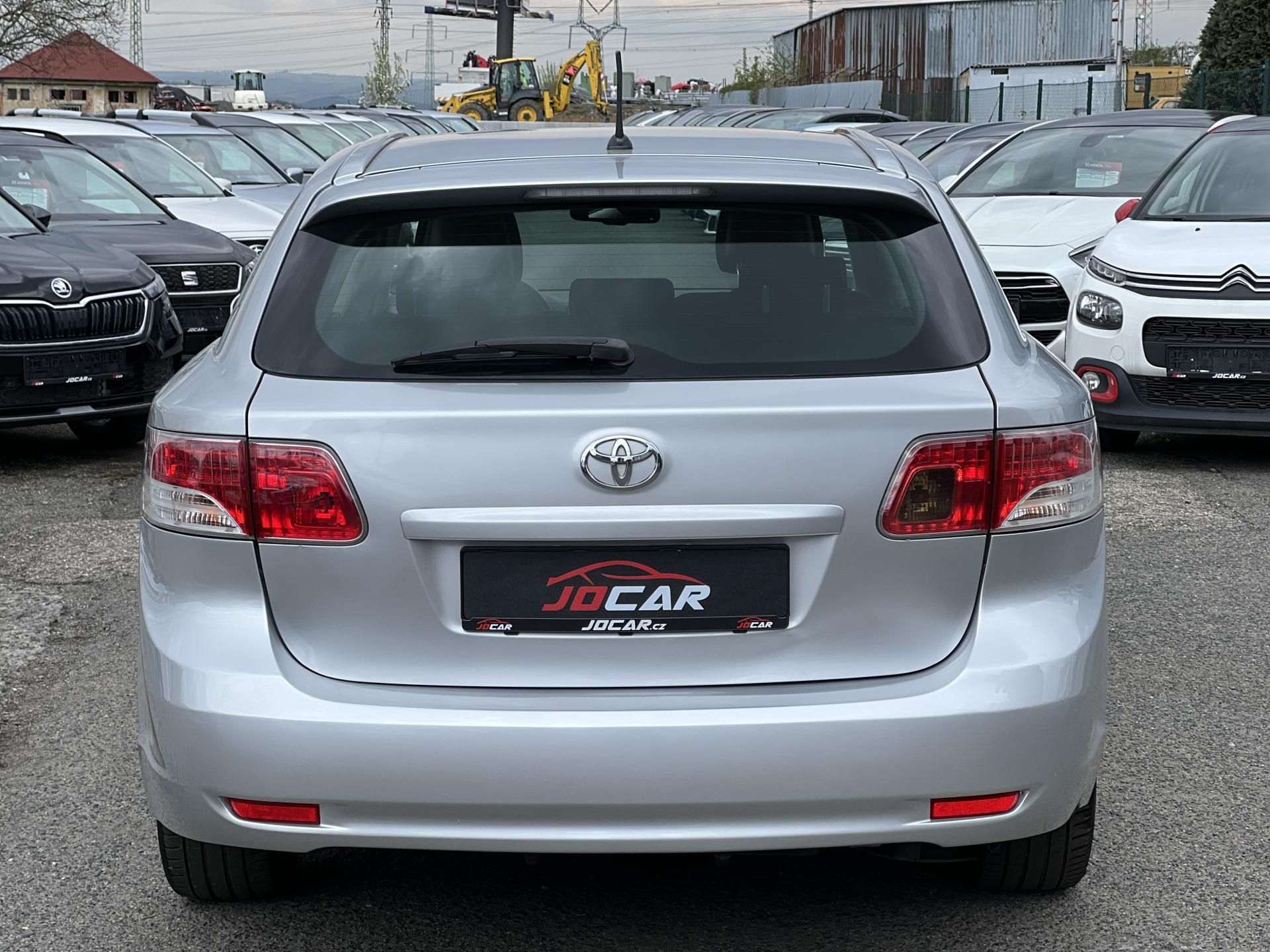 Toyota Avensis, SOL 1.8 Valvematic NAVI KLIMA - fotka 6