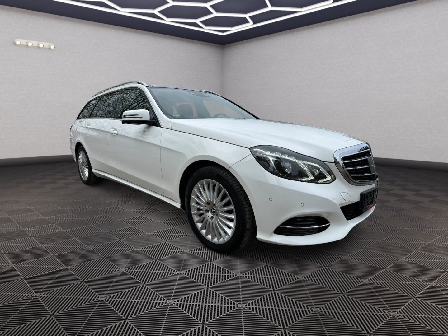 Mercedes-Benz Třídy E, 350CDI 4Matic Elegance